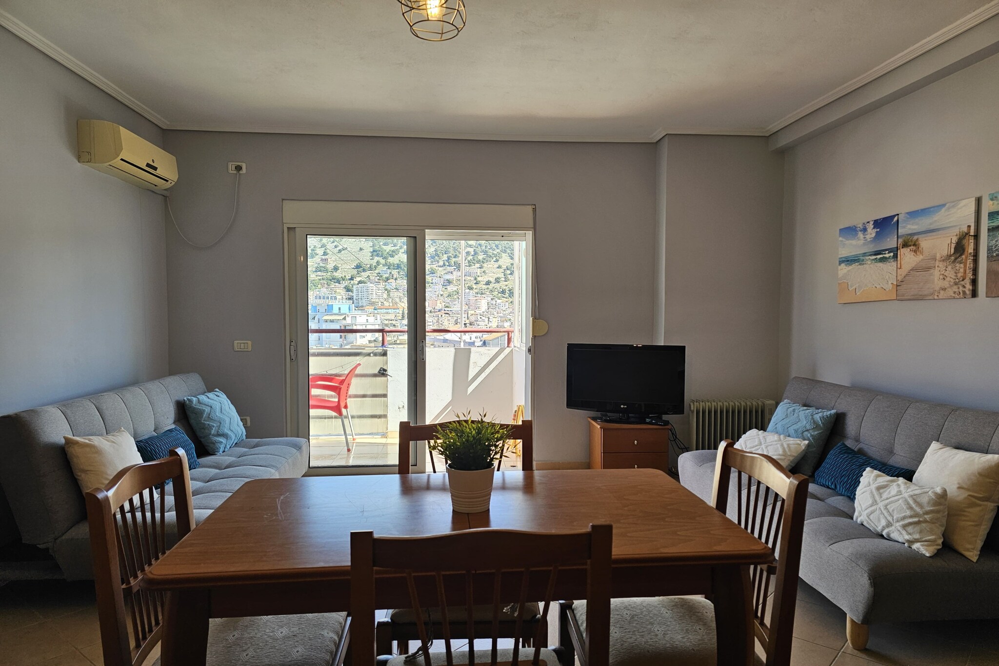 Holiday  Apartment - 296-Salon