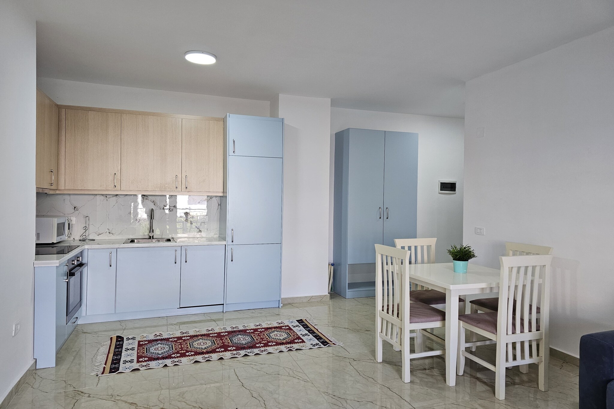 ALS001 - Adili SR Terrace-Salle à manger