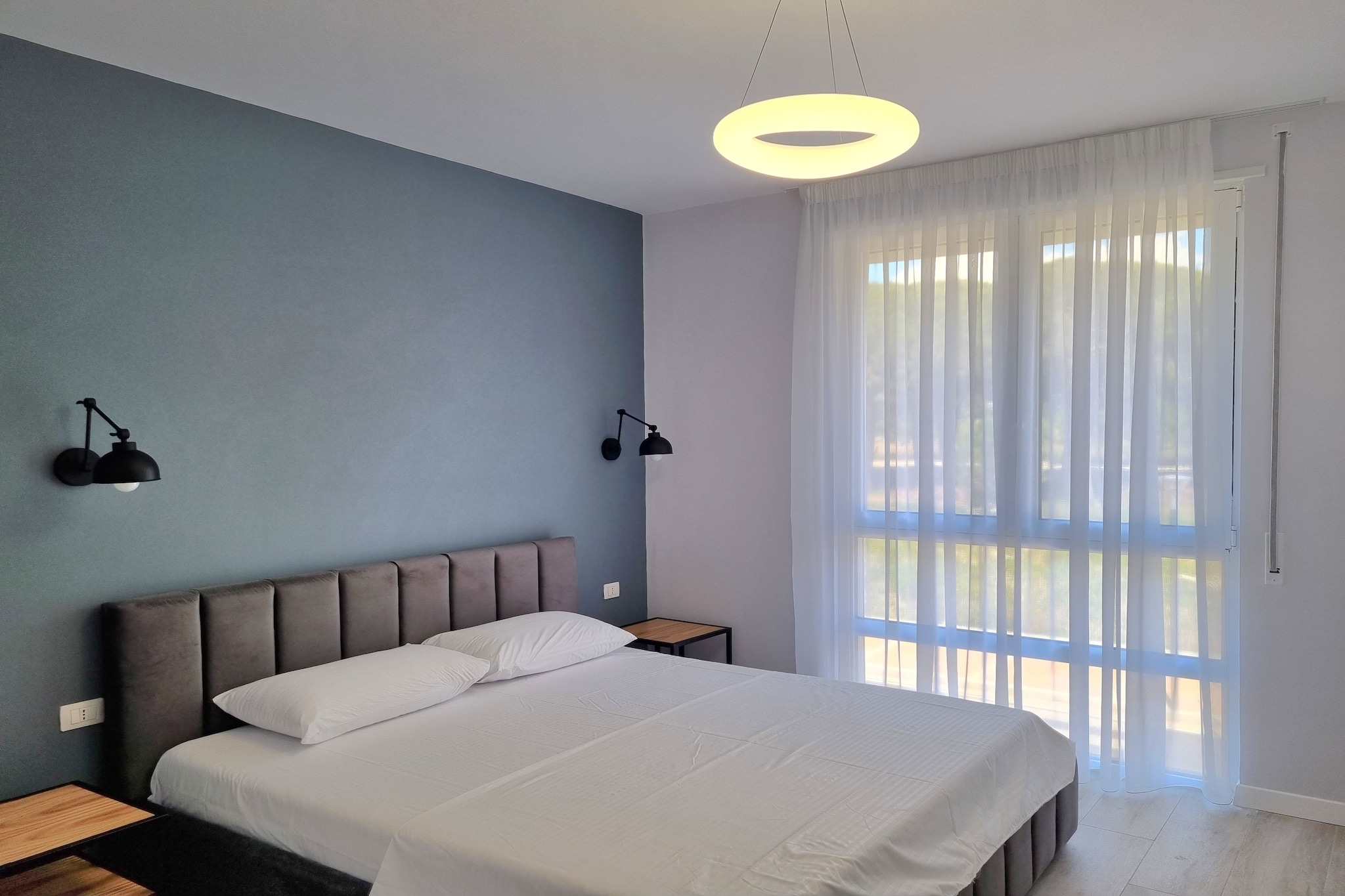 ALD301 - Tomek 1+1 San Pietro Lalez-Chambre
