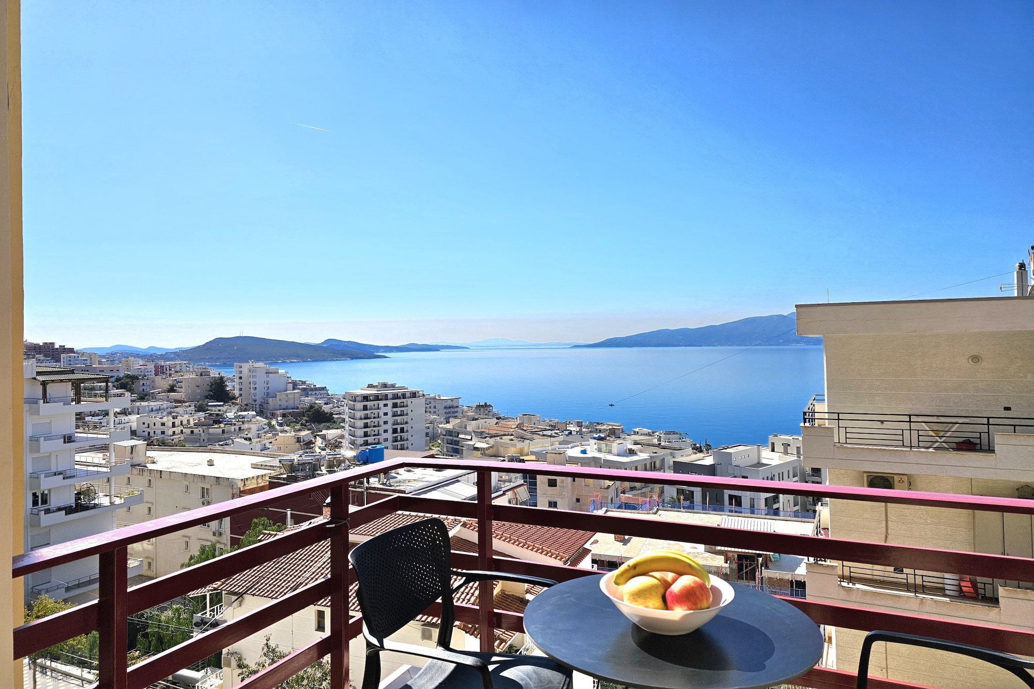 ALS114 - Iliri Rr5 - Holiday Ap In SR.-Terrasbalkon