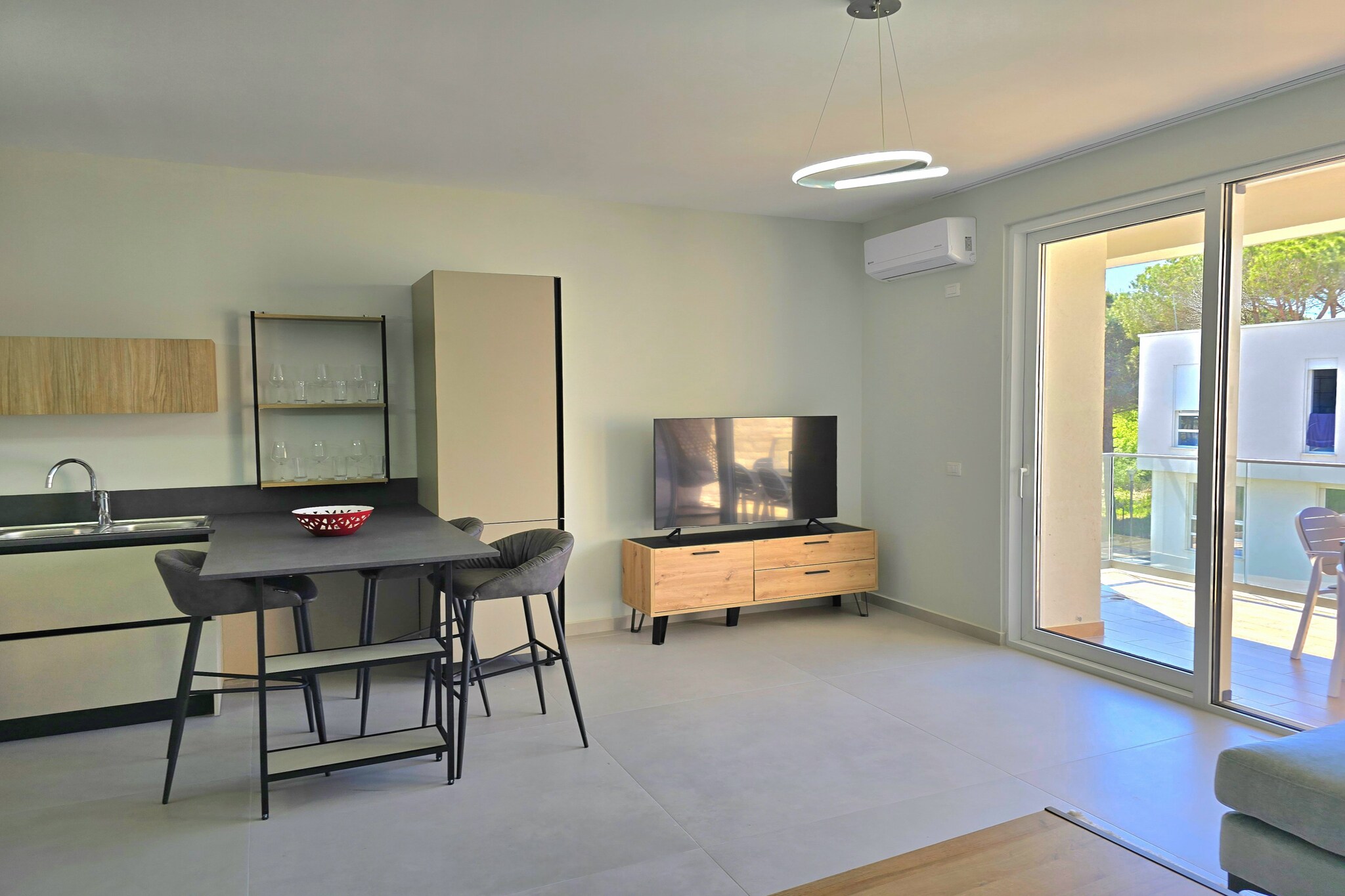 ALD288 - Avniu San Pietro Lalez-Living room