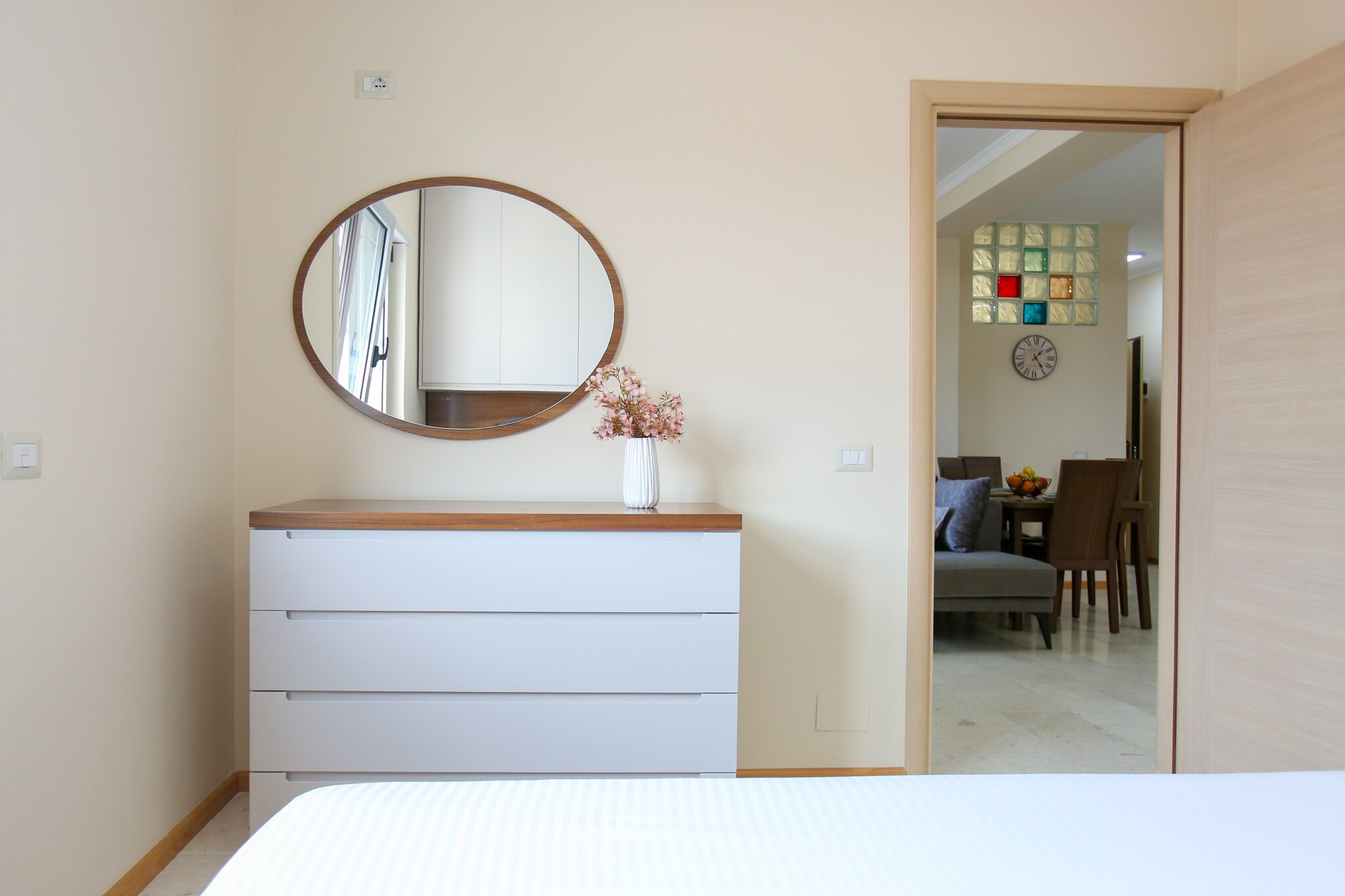 Vlora Sunset Sea View Apartment-Slaapkamer