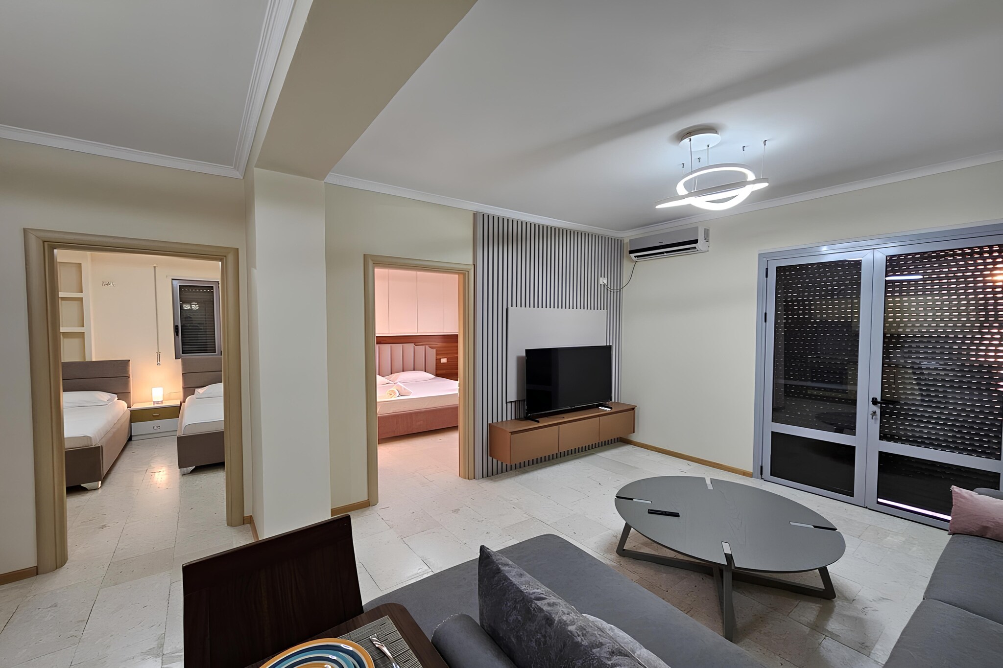 Vlora Sunset Sea View Apartment-Woonkamer