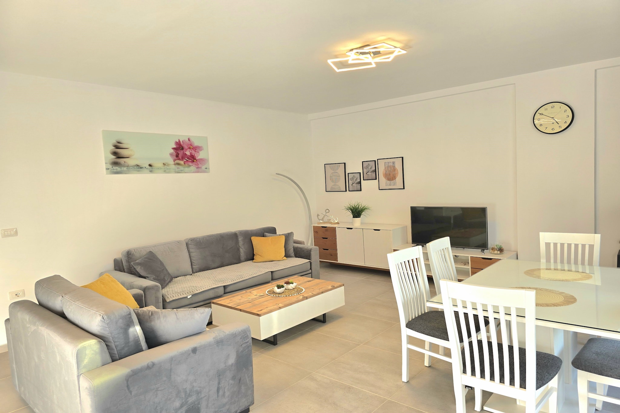 ALD299 - Hikmet San Pietro Lalez-Living room