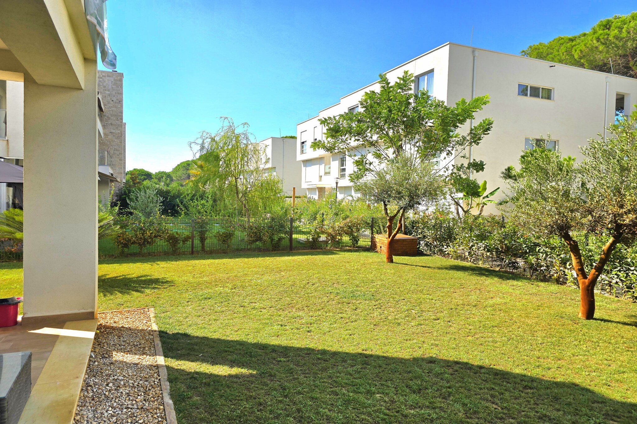 ALD299 - Hikmet San Pietro Lalez-Gardens summer