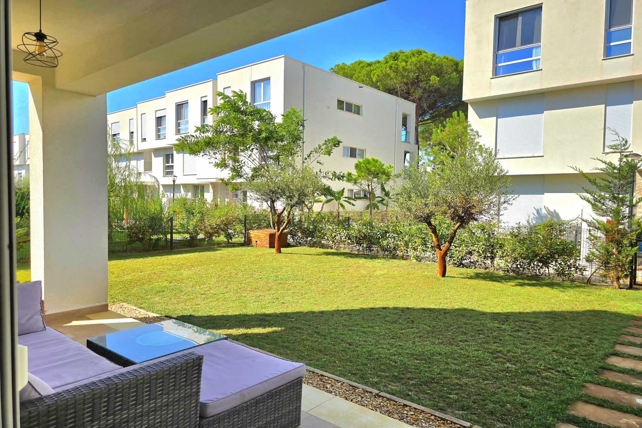 ALD299 - Hikmet San Pietro Lalez-Gardens summer