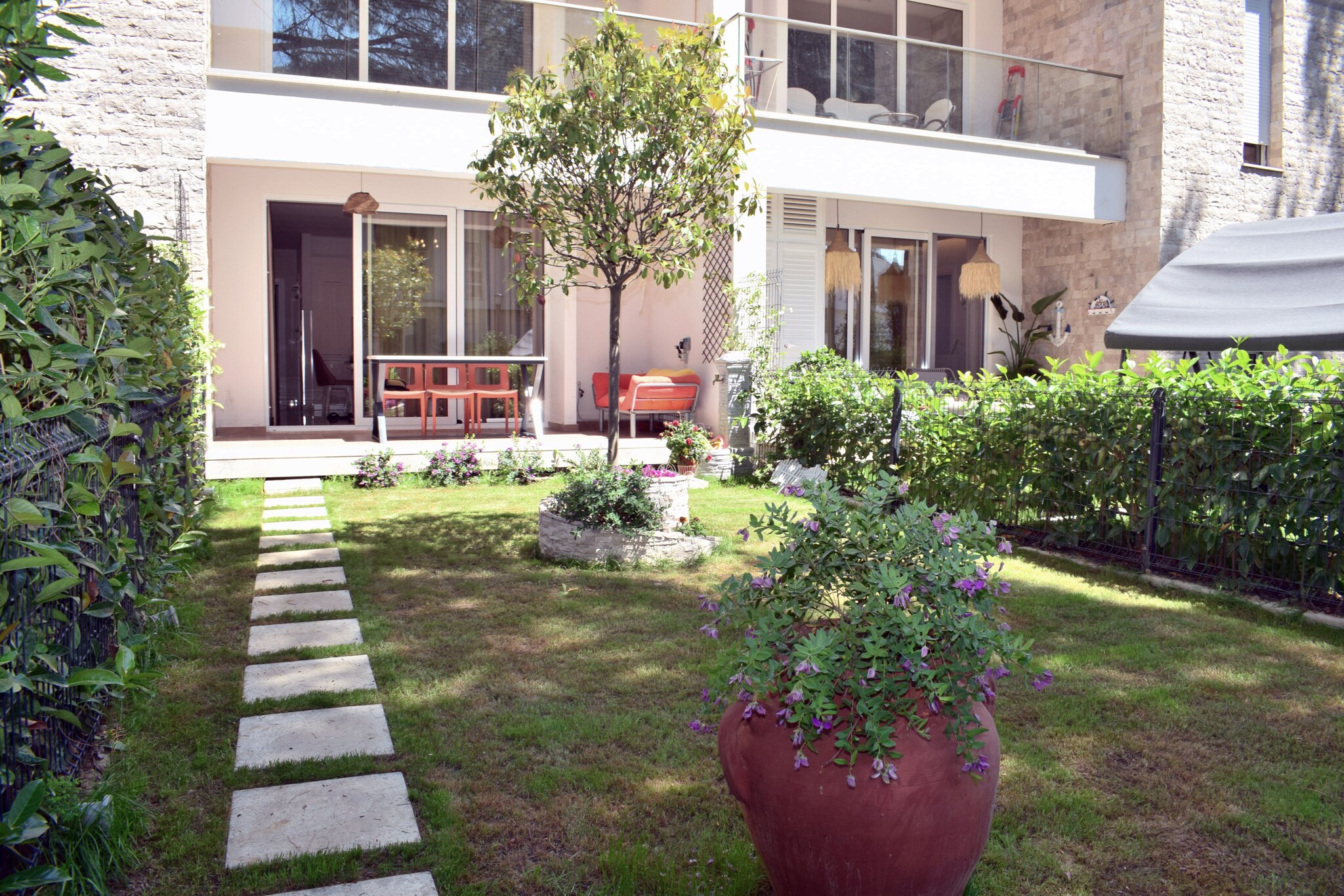 ALD283 - Besimi San Pietro Lalez-Gardens summer