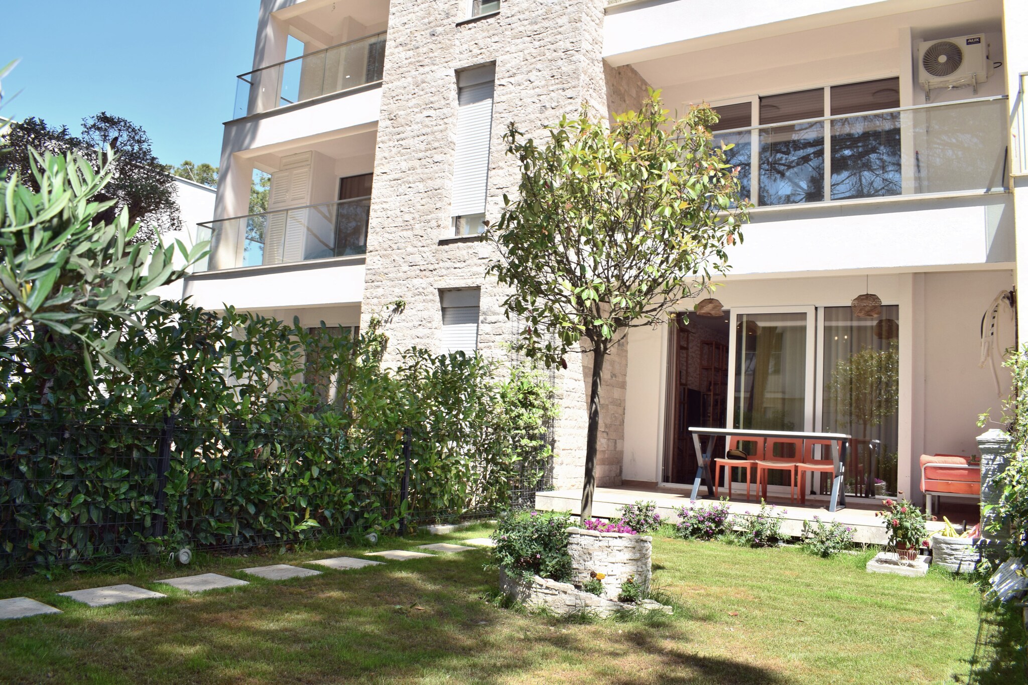 ALD283 - Besimi San Pietro Lalez-Terrace balcony