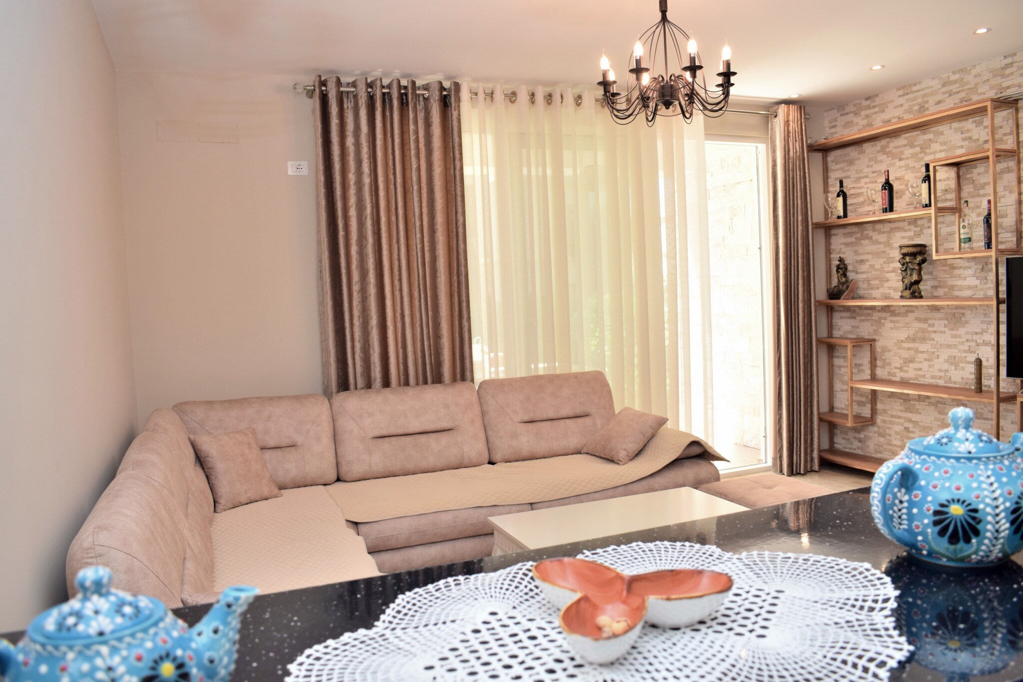 ALD283 - Besimi San Pietro Lalez-Living room