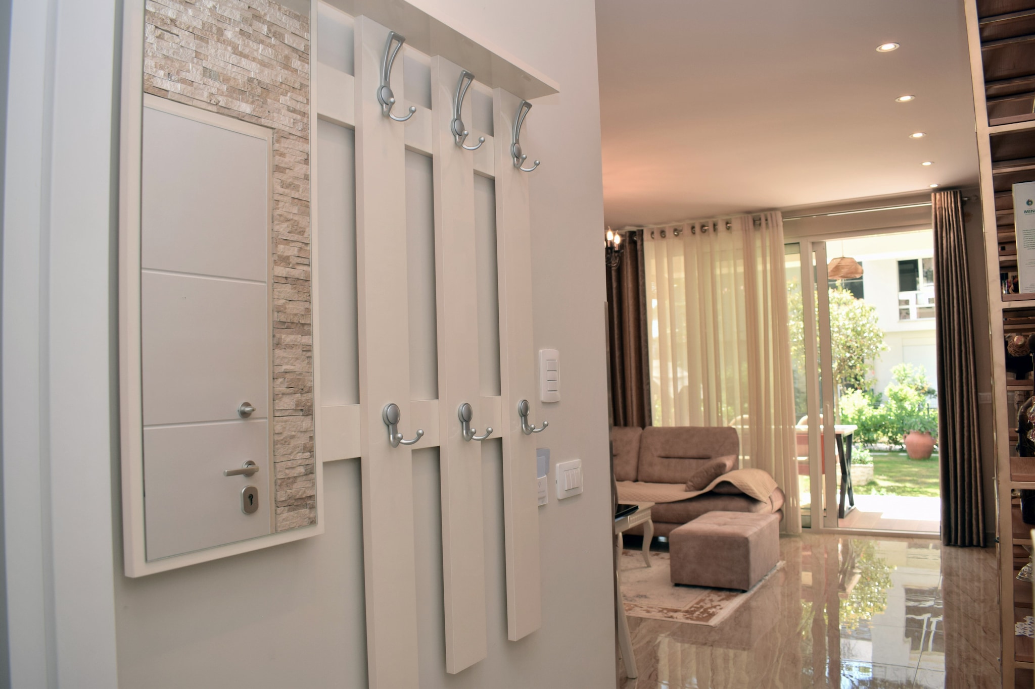 ALD283 - Besimi San Pietro Lalez-Living room