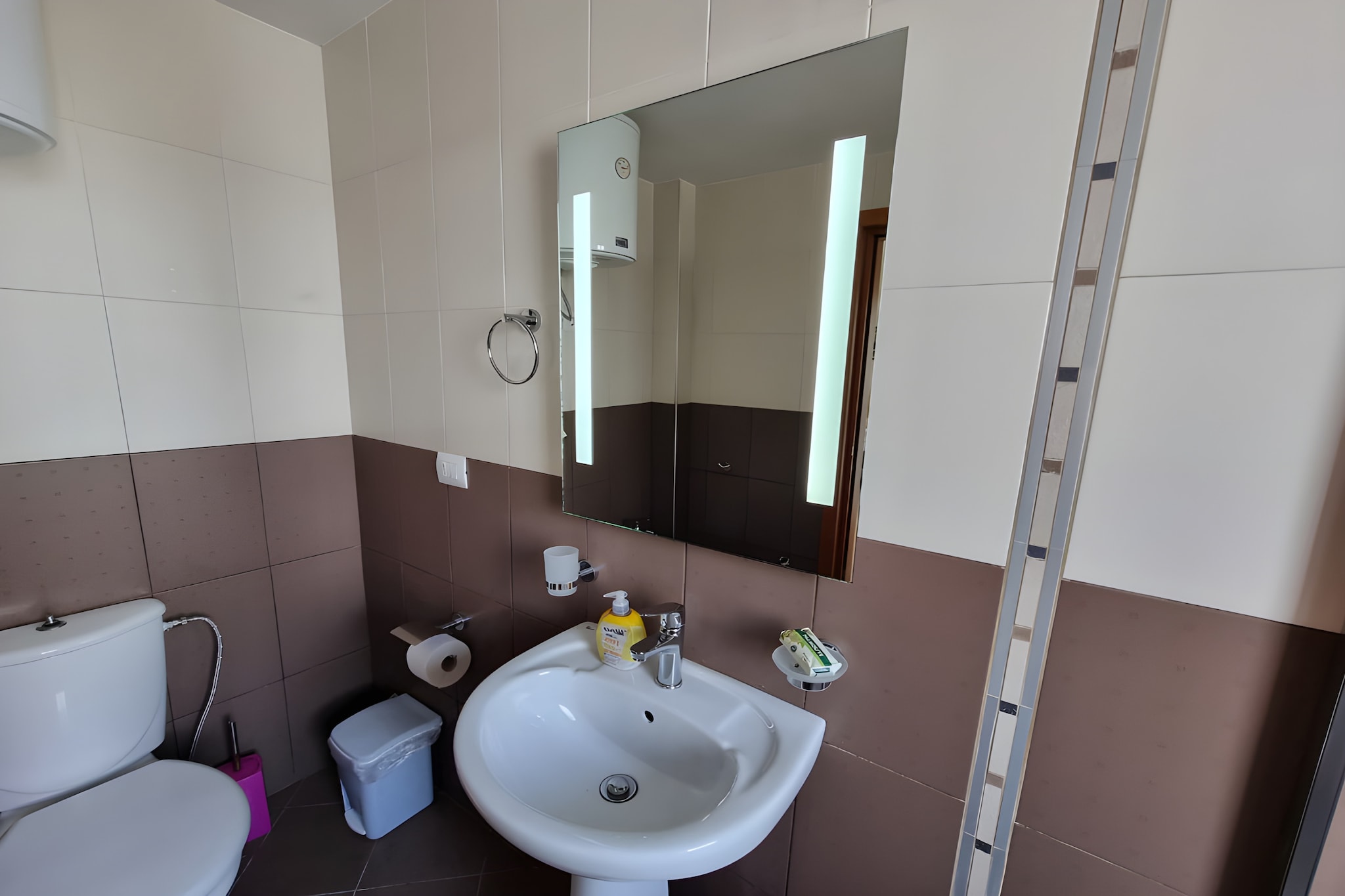 Thoma's K Studios - Family Balcony Studio-Badkamer