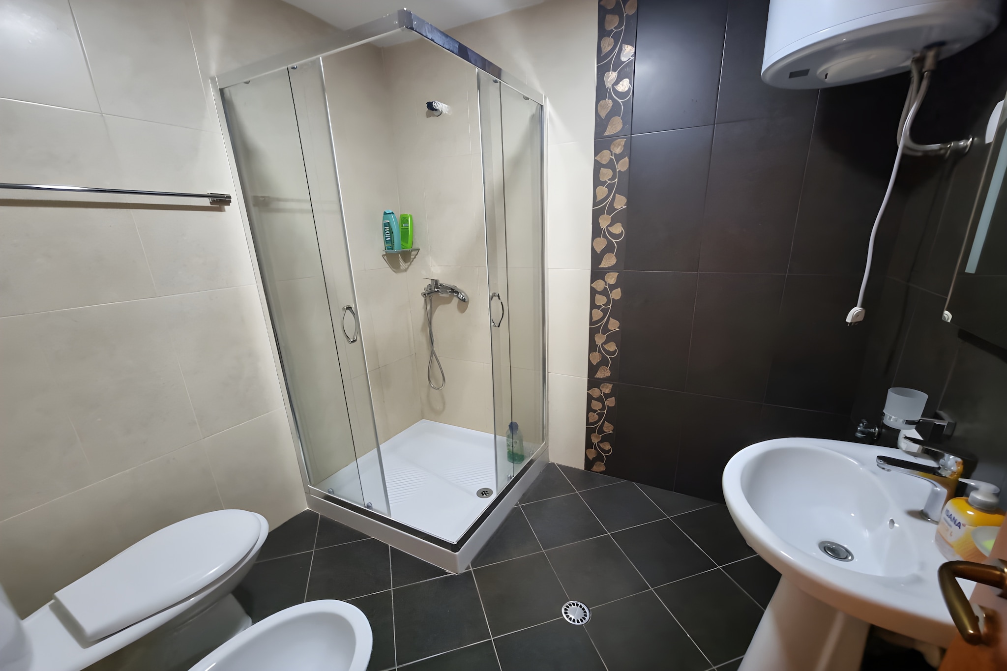 Thoma's K Studios -Balcony Twin Studio-Badkamer