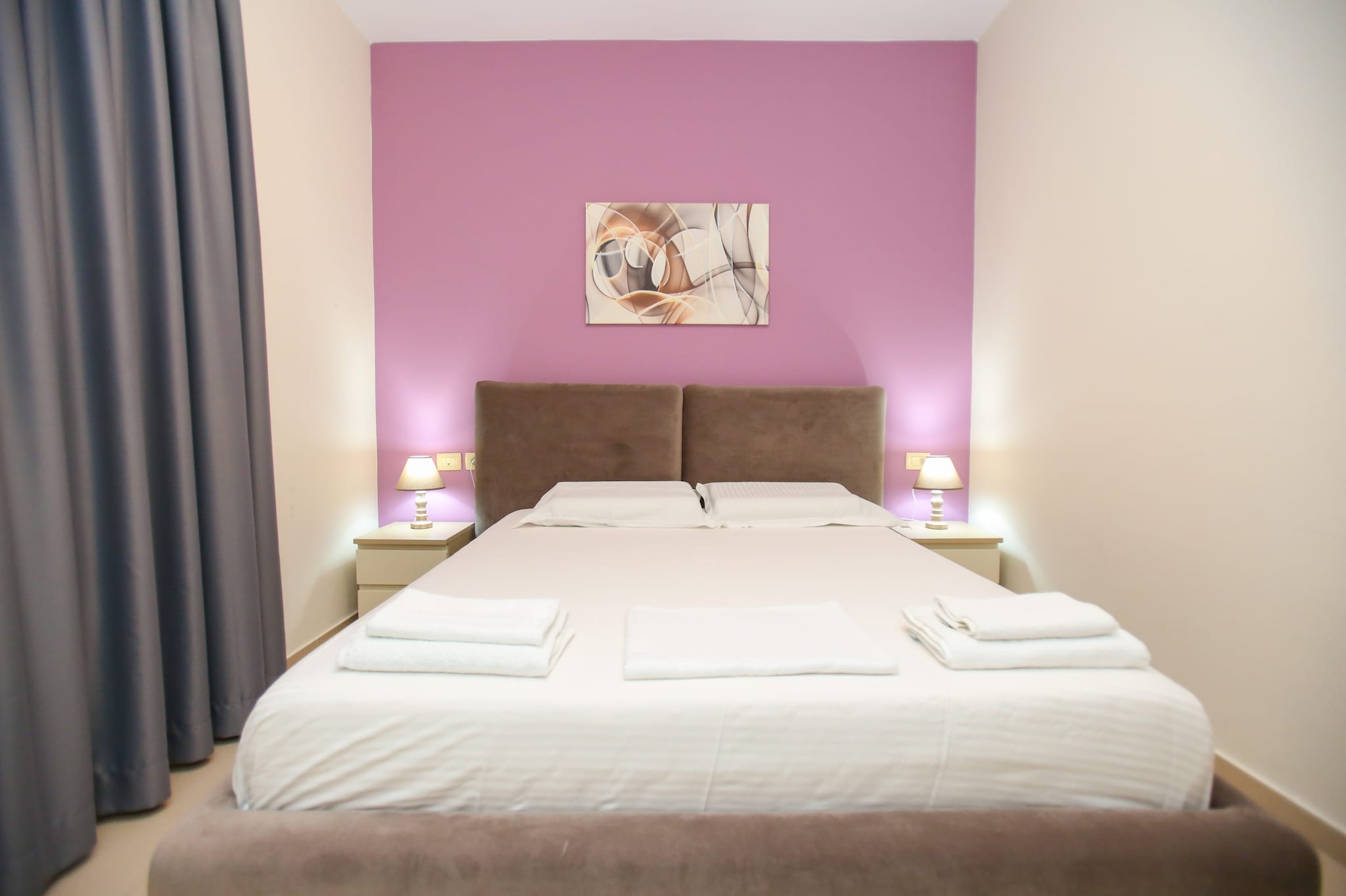 203B, One Bedroom Apartment-Slaapkamer