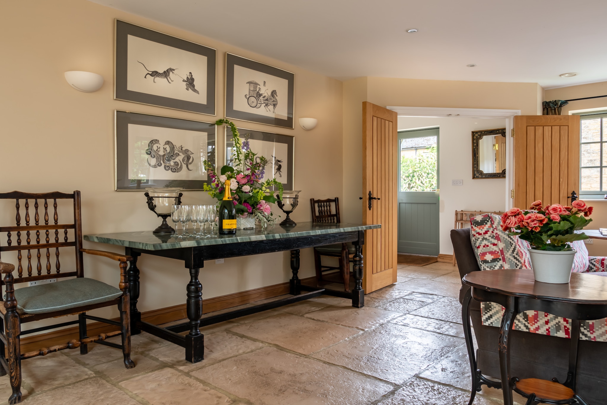 Ryeworth Cottage-Eetkamer
