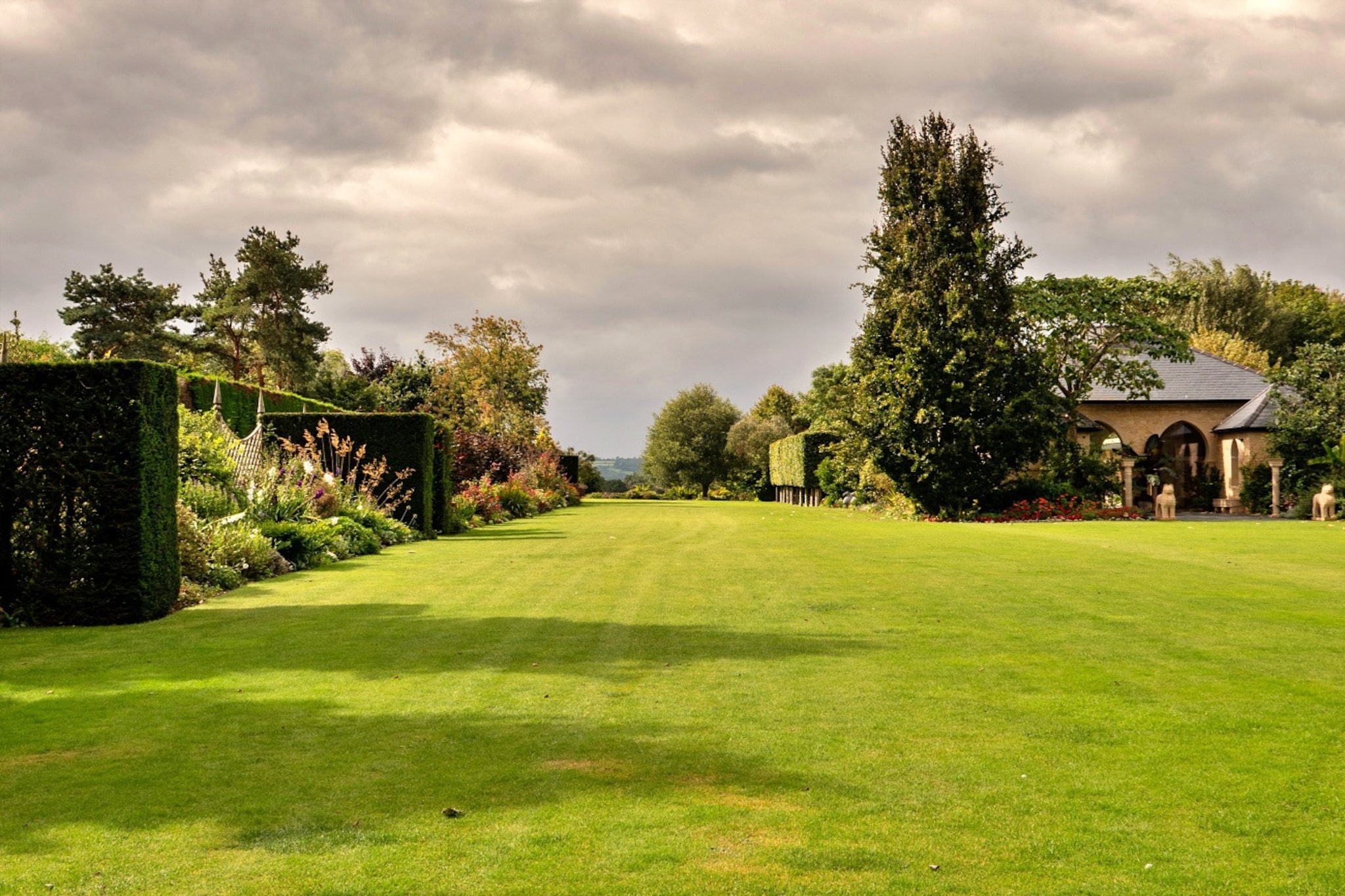 Ryeworth Cottage-Tuinen zomer