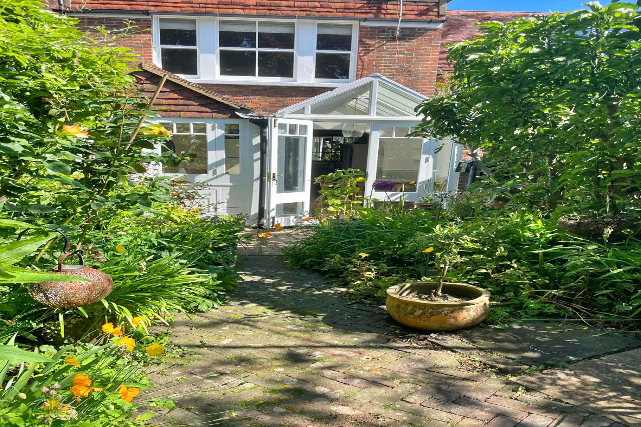 123, High Street-Tuinen zomer
