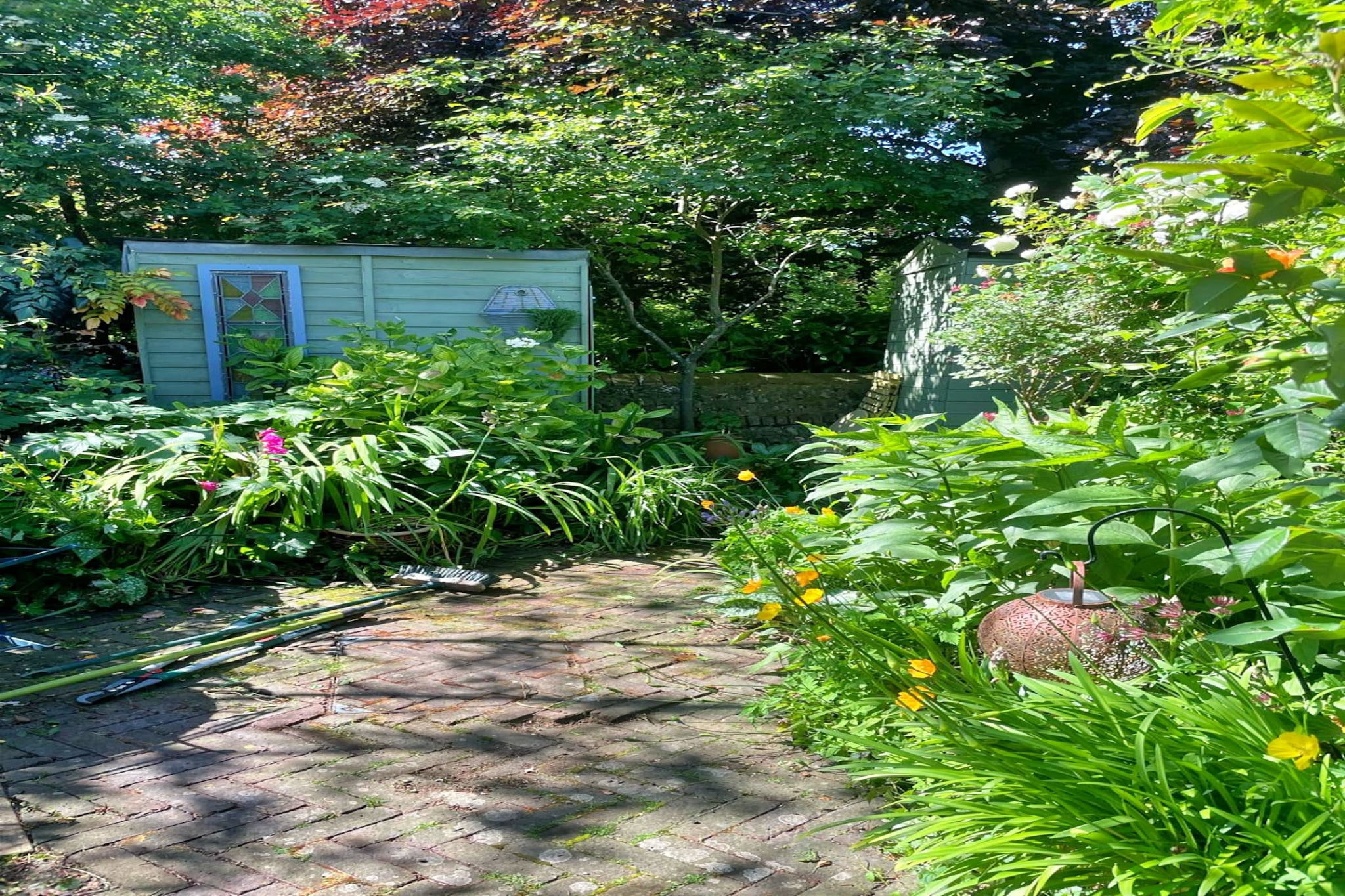 123, High Street-Tuinen zomer