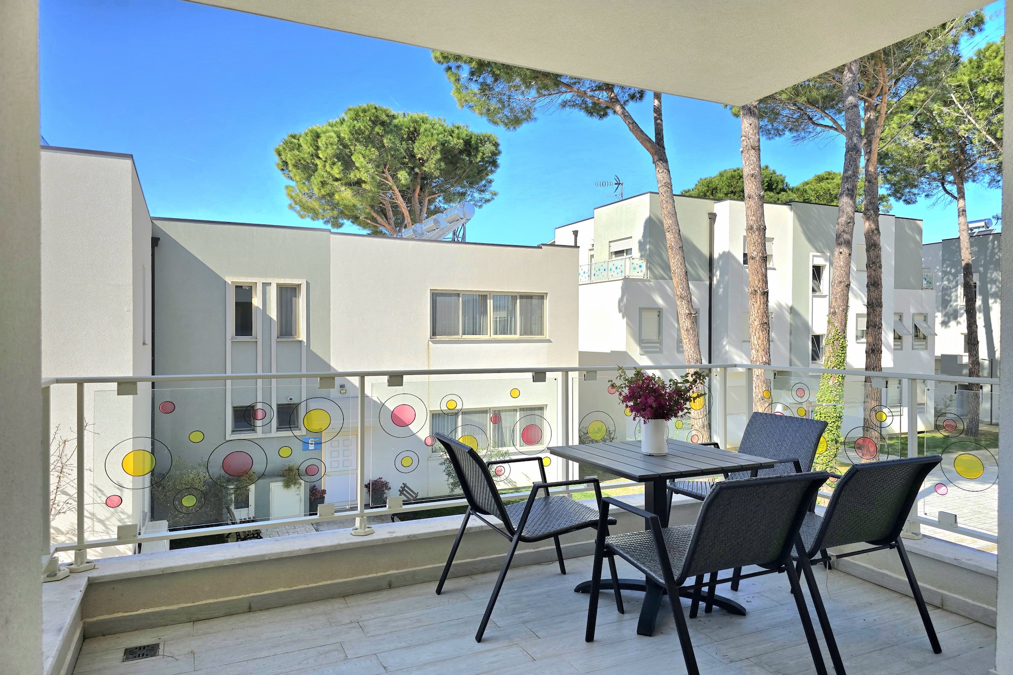 ALD202 - Lino 2-Terrace balcony