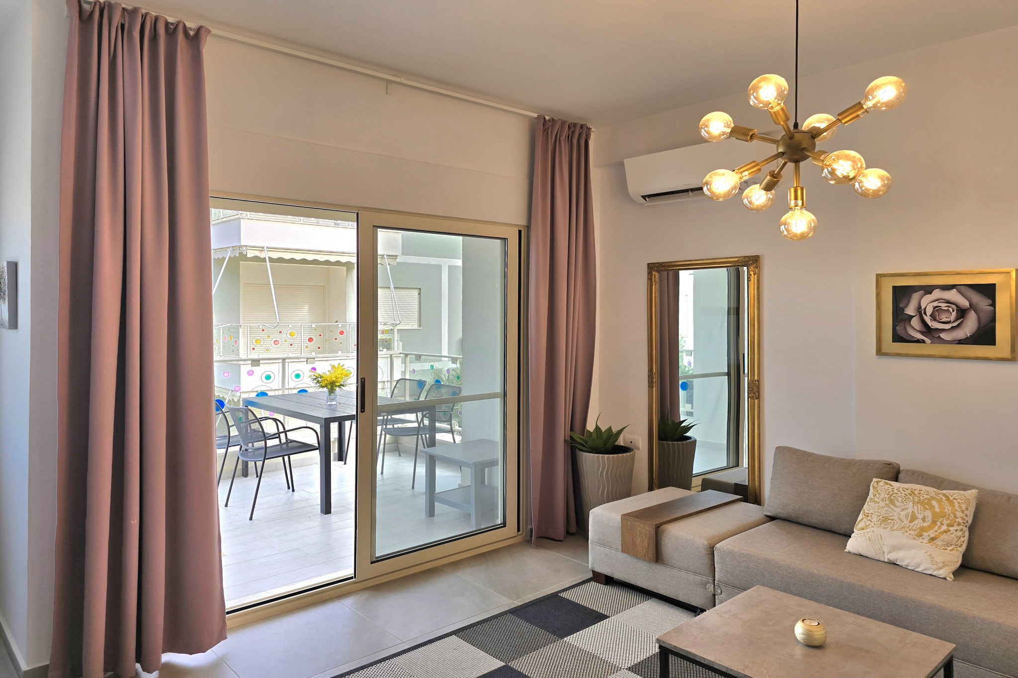 ALD144 - Milan-Woonkamer
