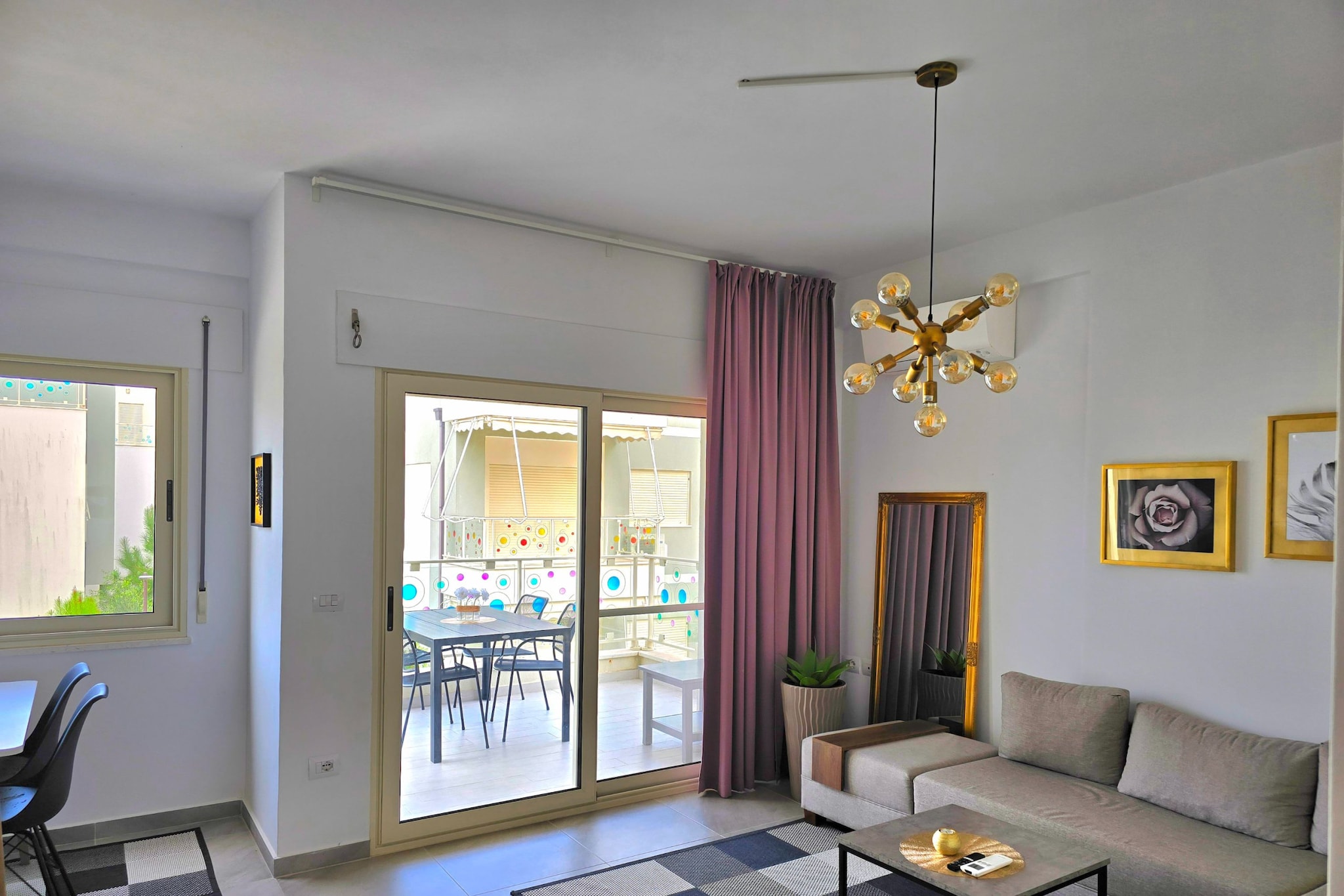 ALD144 - Milan-Woonkamer