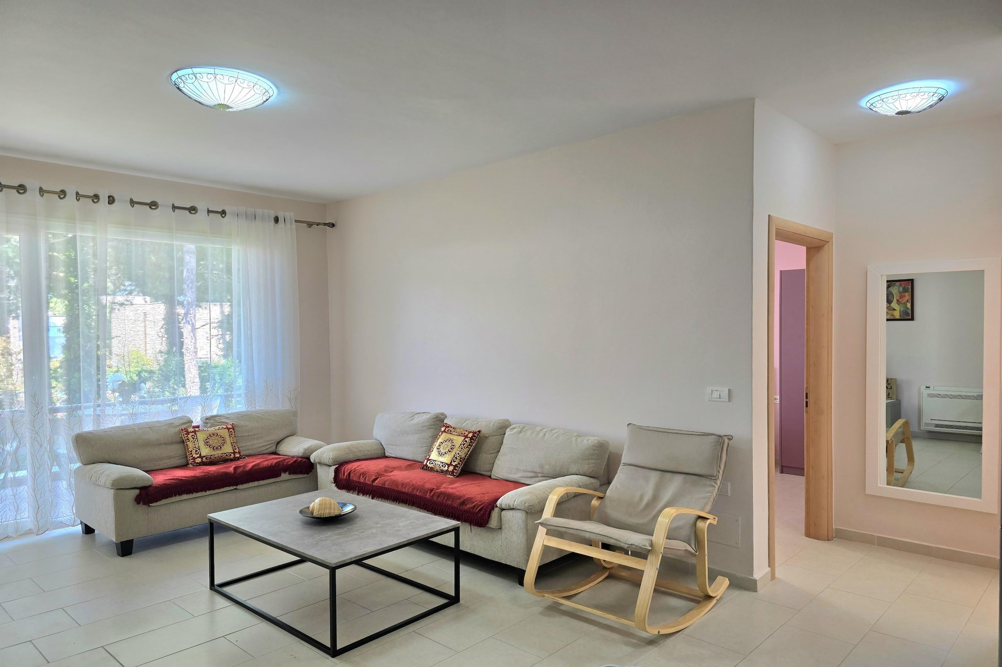 ALD274 - Gena-Living room
