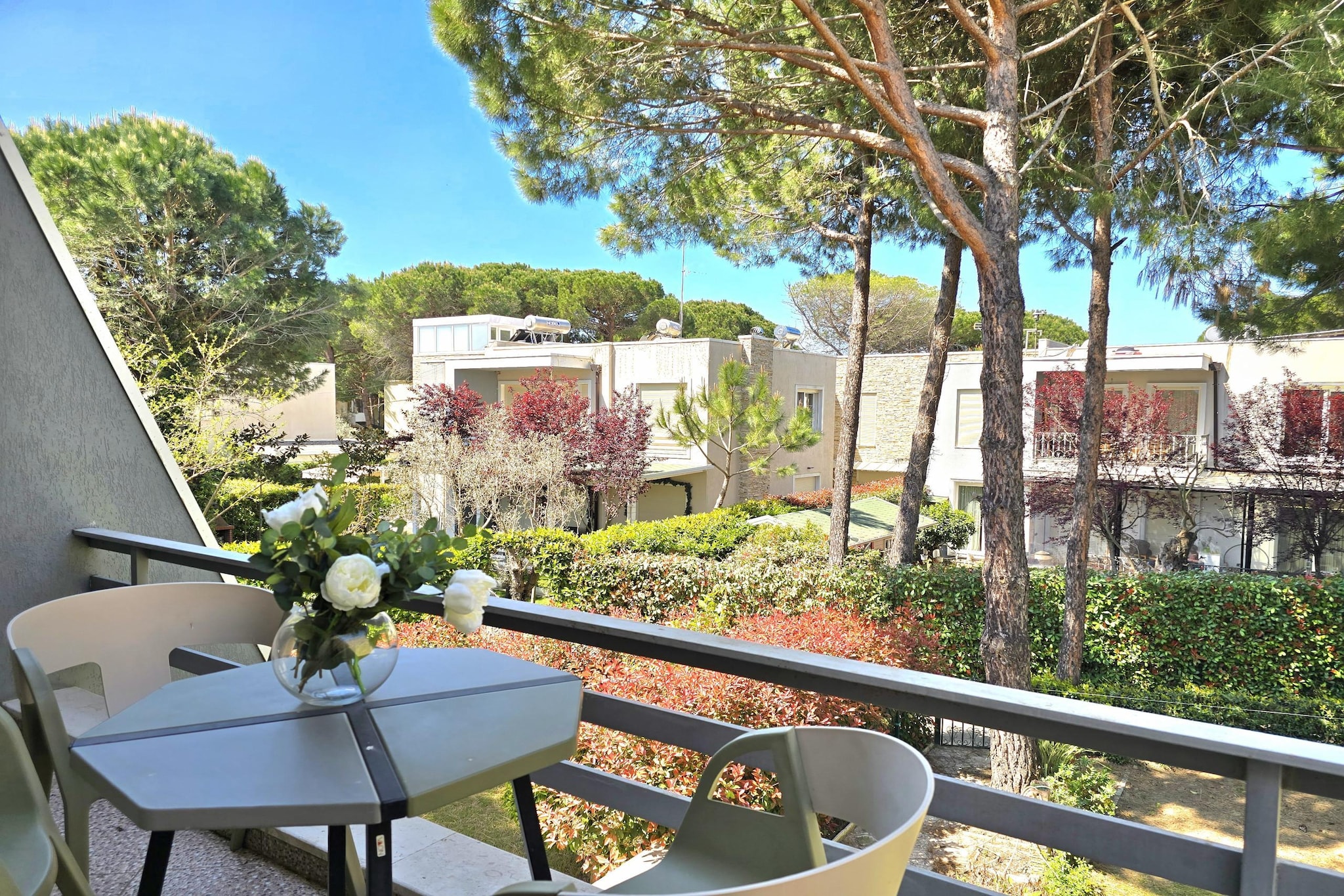 ALD274 - Gena-Terrace balcony