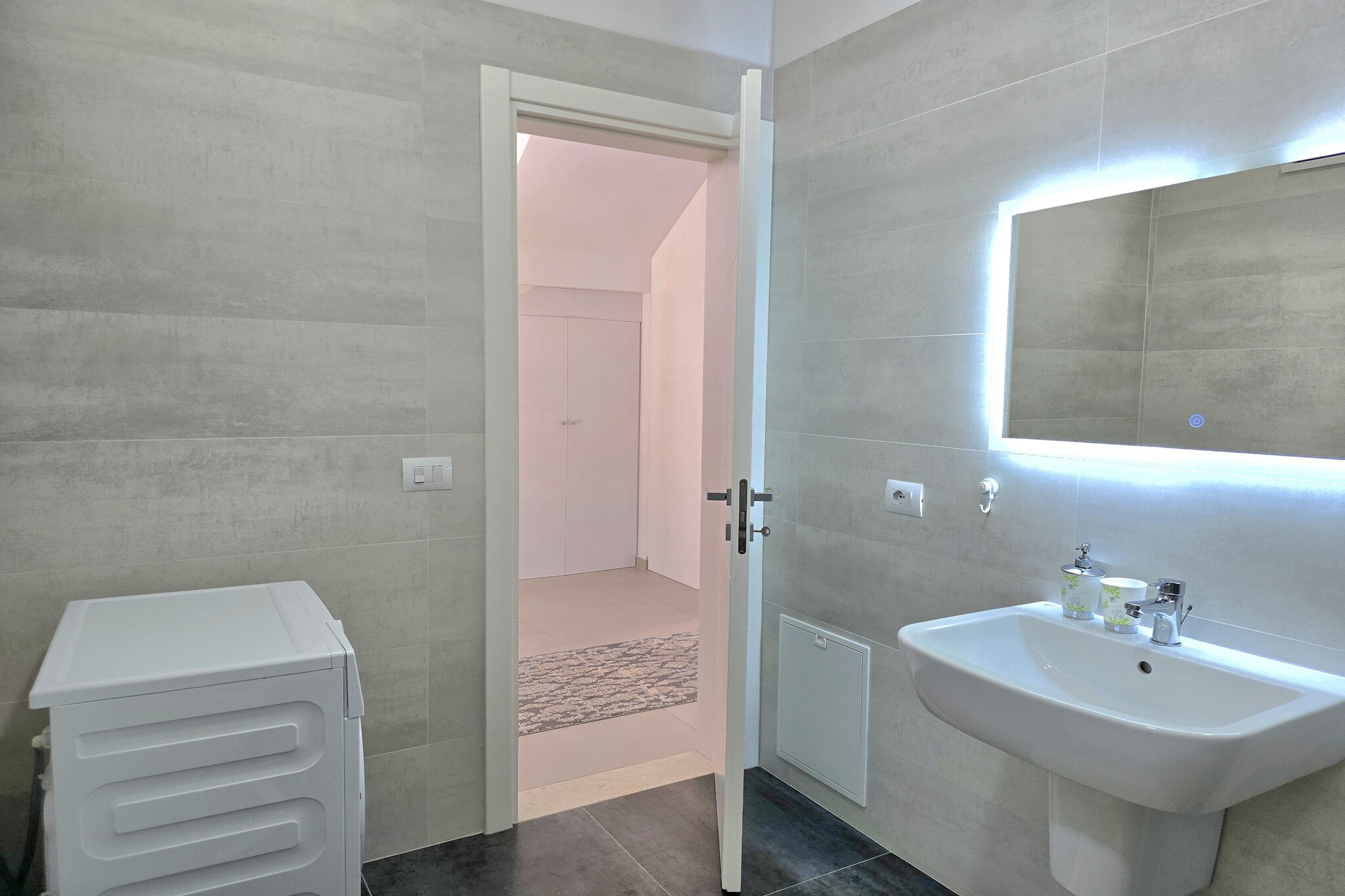 ALD221 - Vila 49 Mehmeti-Bathroom