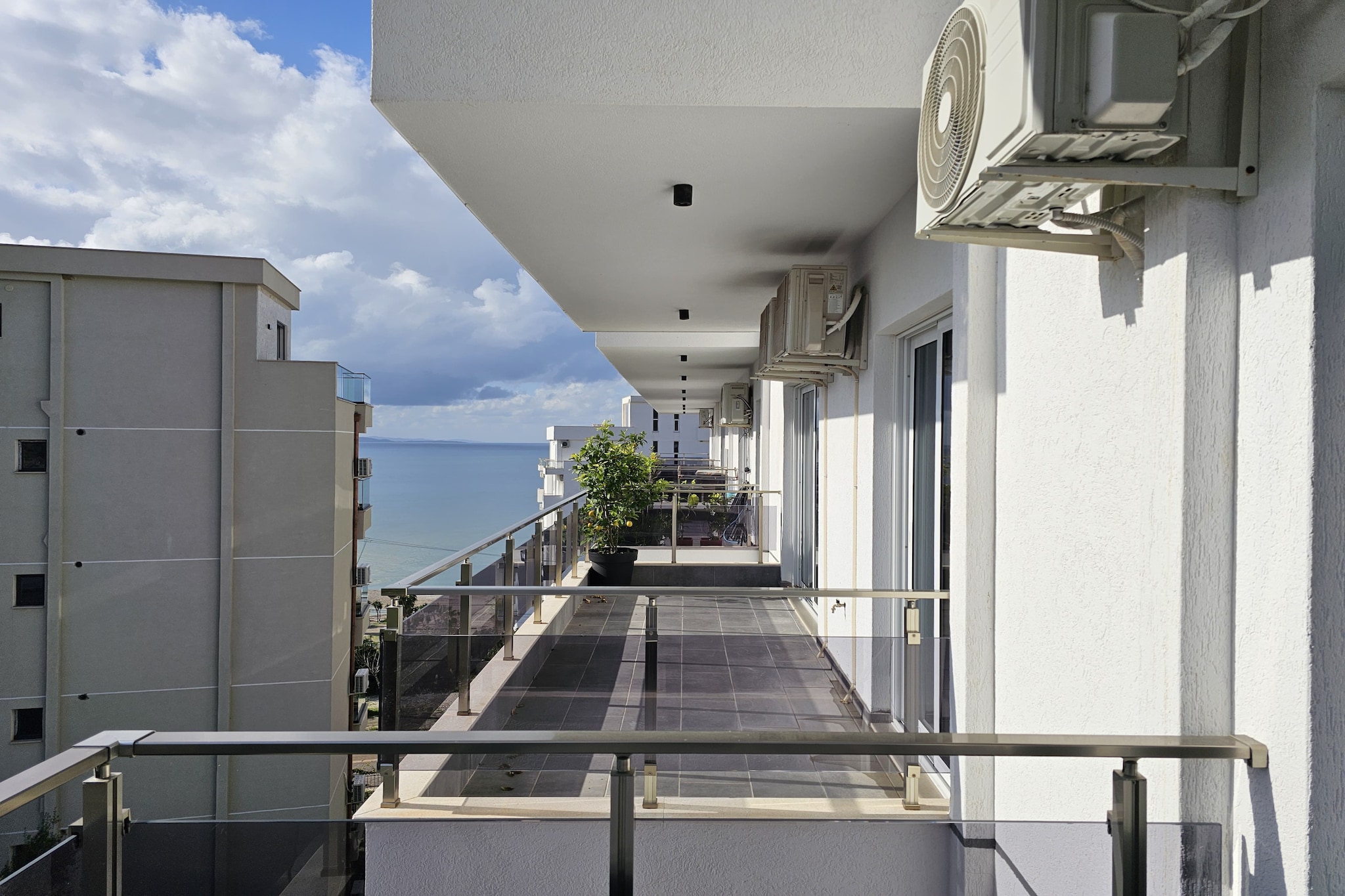 Holiday Apartment - 305-Terrace balcony
