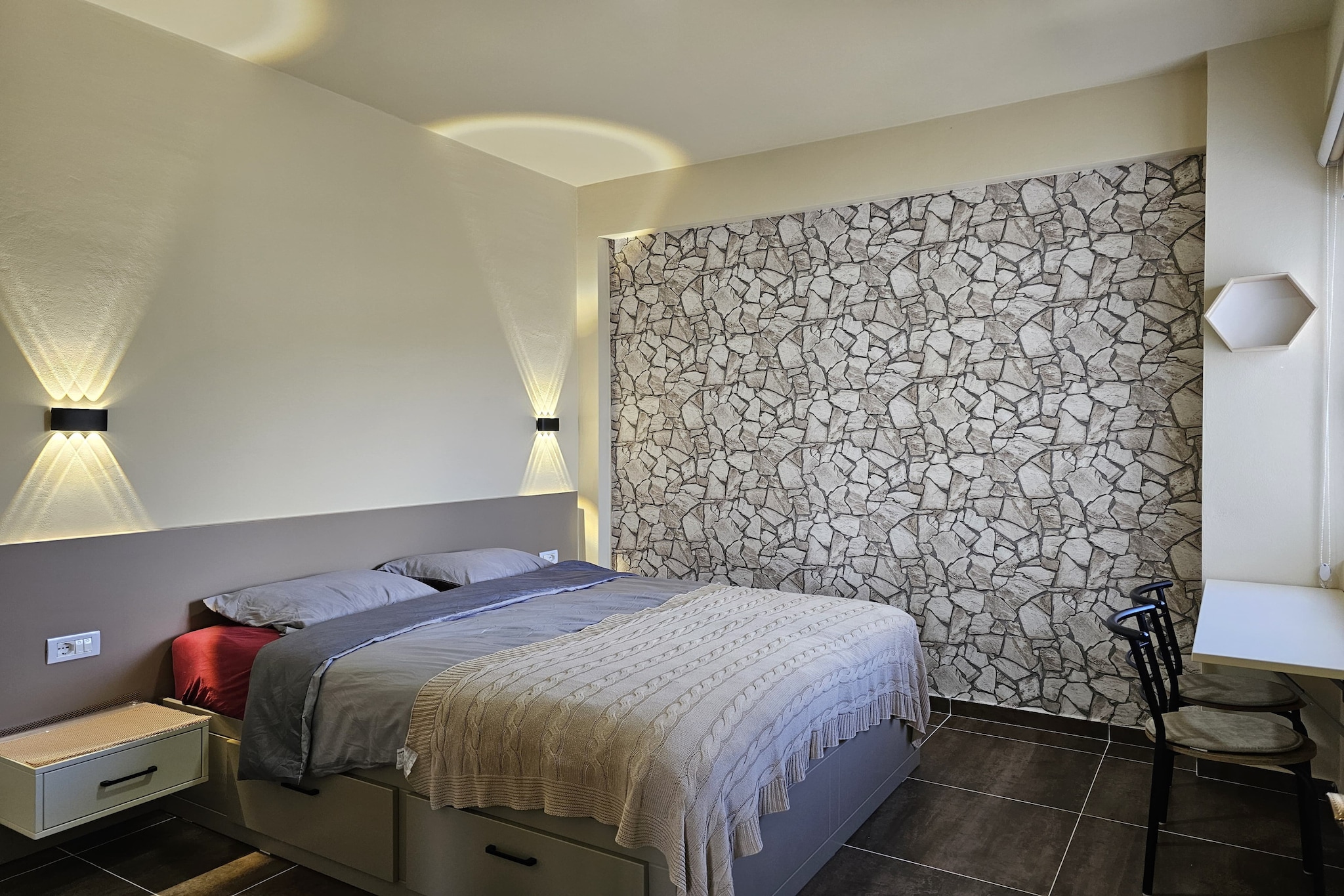 Holiday Apartment - 305-Bedroom