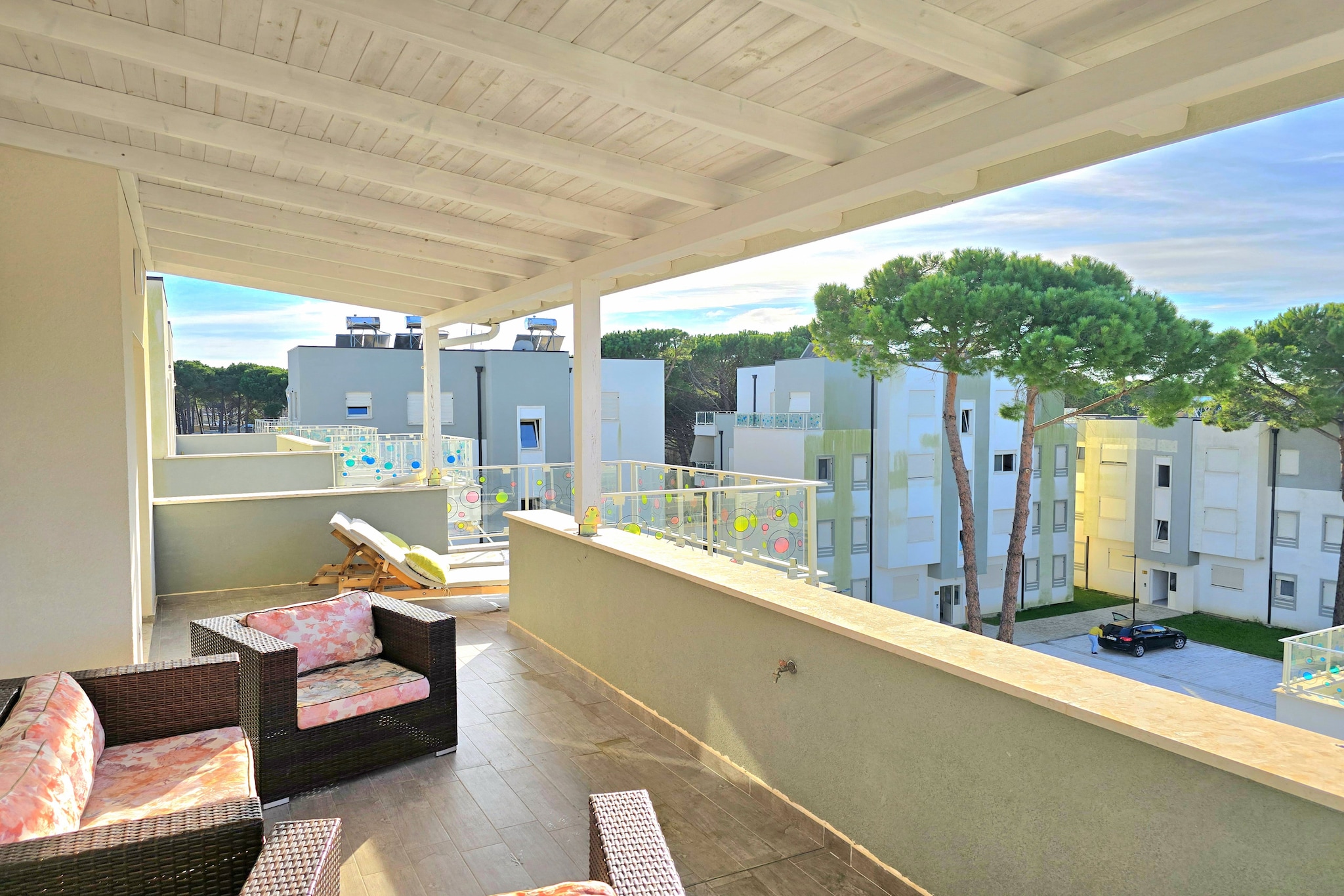 ALD271 - Joshua-Terrace balcony