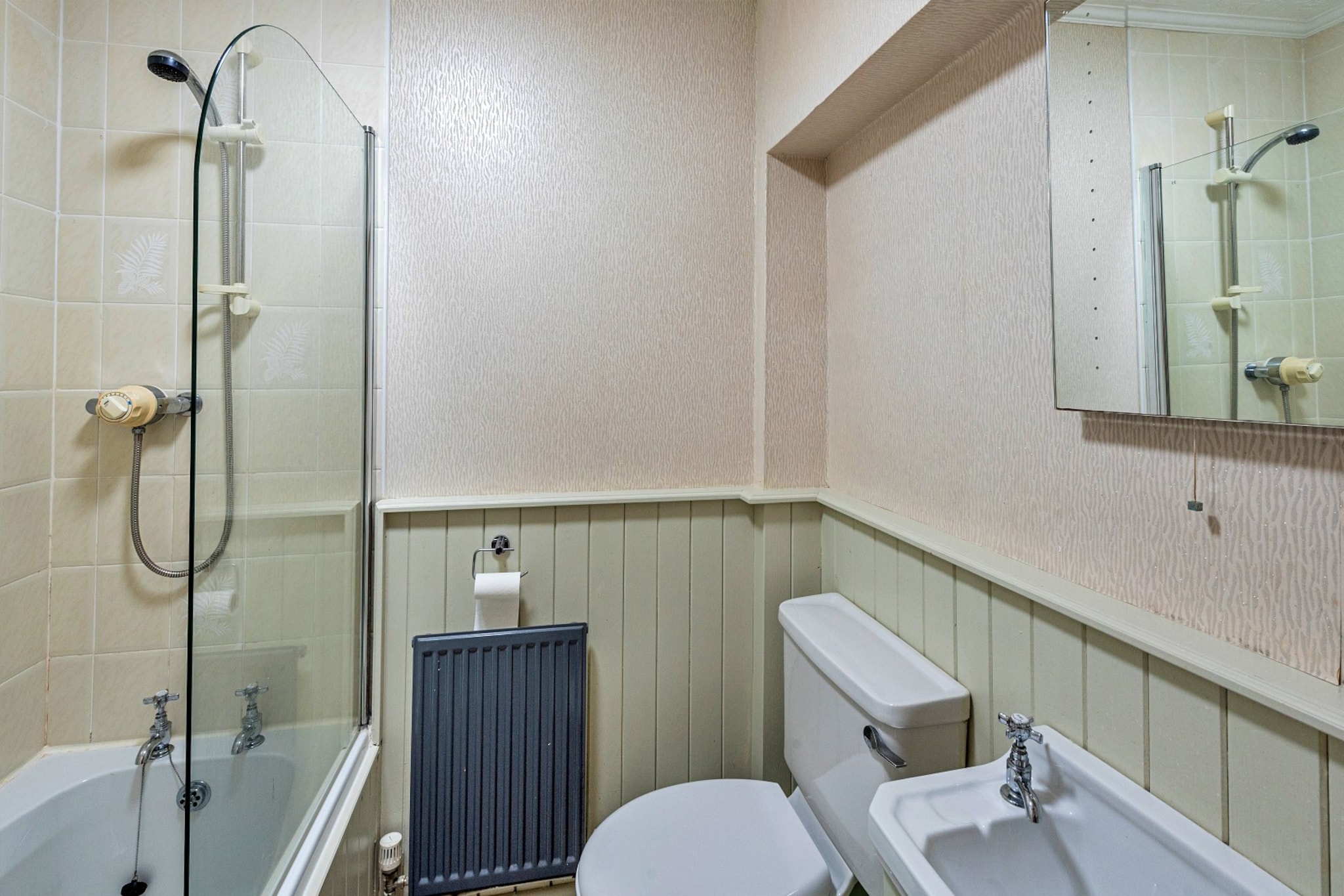 Ty Gwyn Hideaway-Badkamer