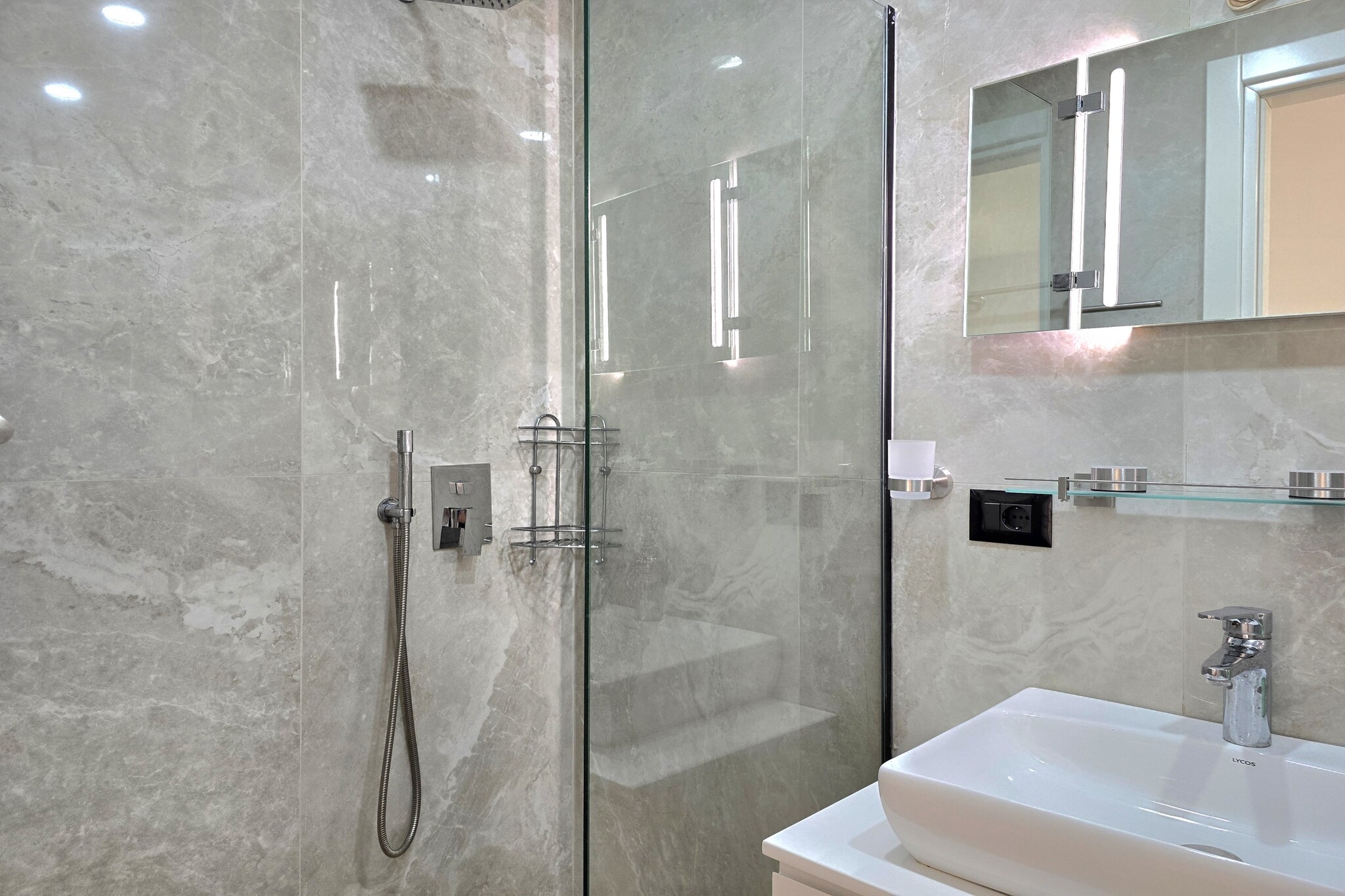 ALD278 - Diethard-Bathroom