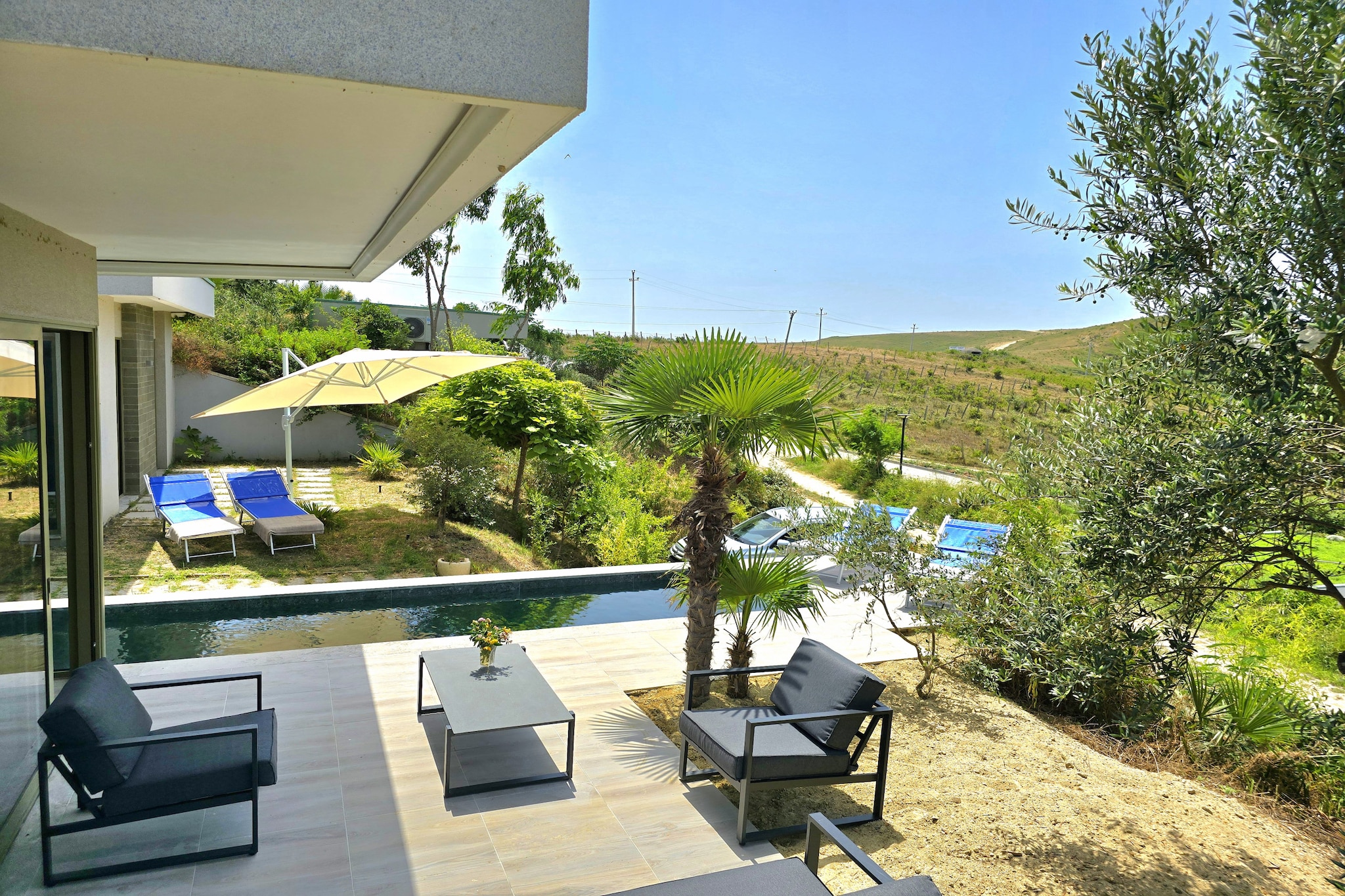 ALD279 - Fatmiri-Terrasbalkon
