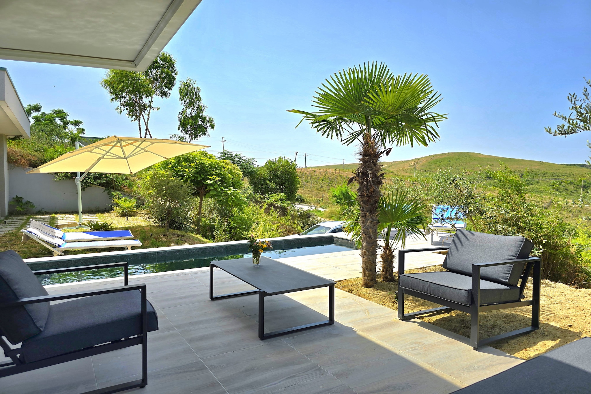 ALD279 - Fatmiri-Terrasbalkon