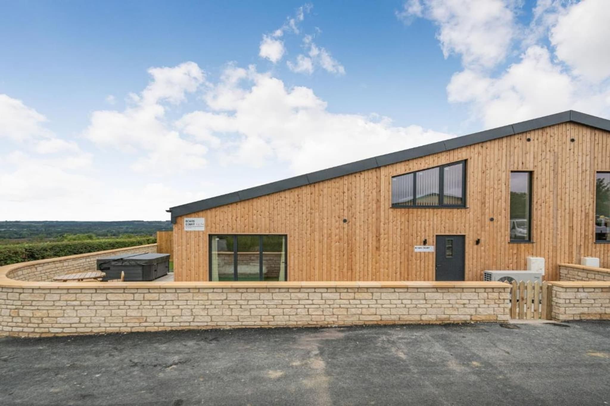Little Rissington - Barn One-Buitenlucht