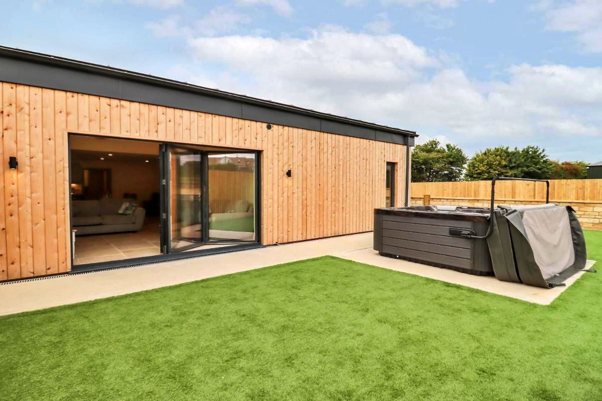 Little Rissington - Barn Three-Tuinen zomer