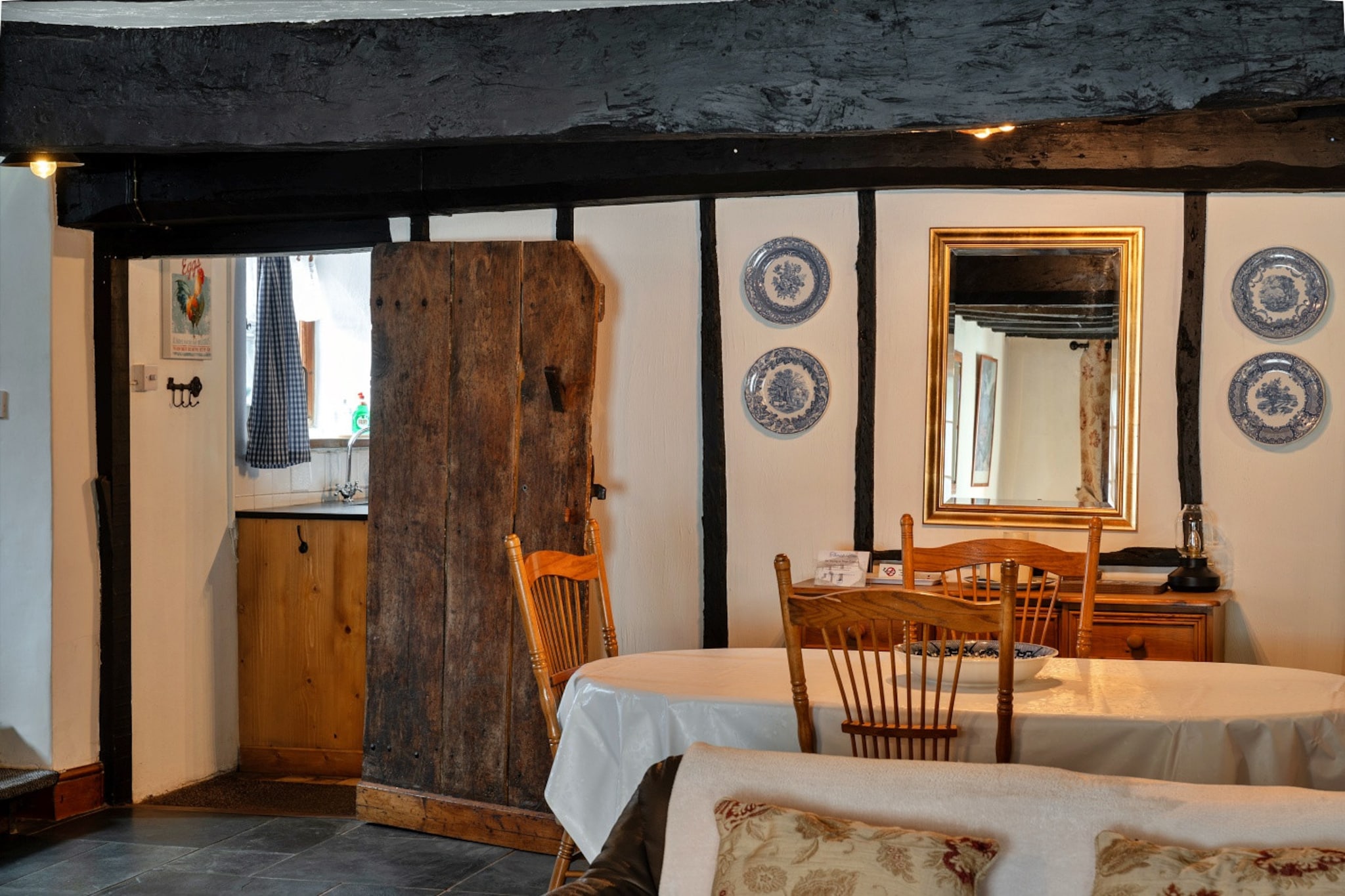 Hope Thatch-Eetkamer