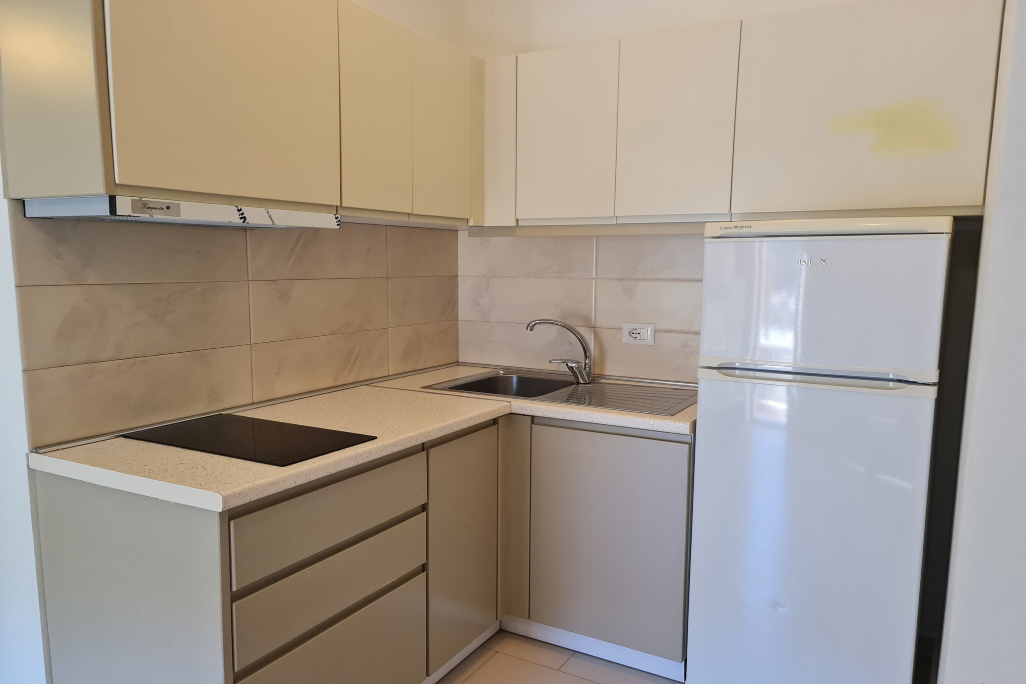 201B, Two Bedroom Apartment