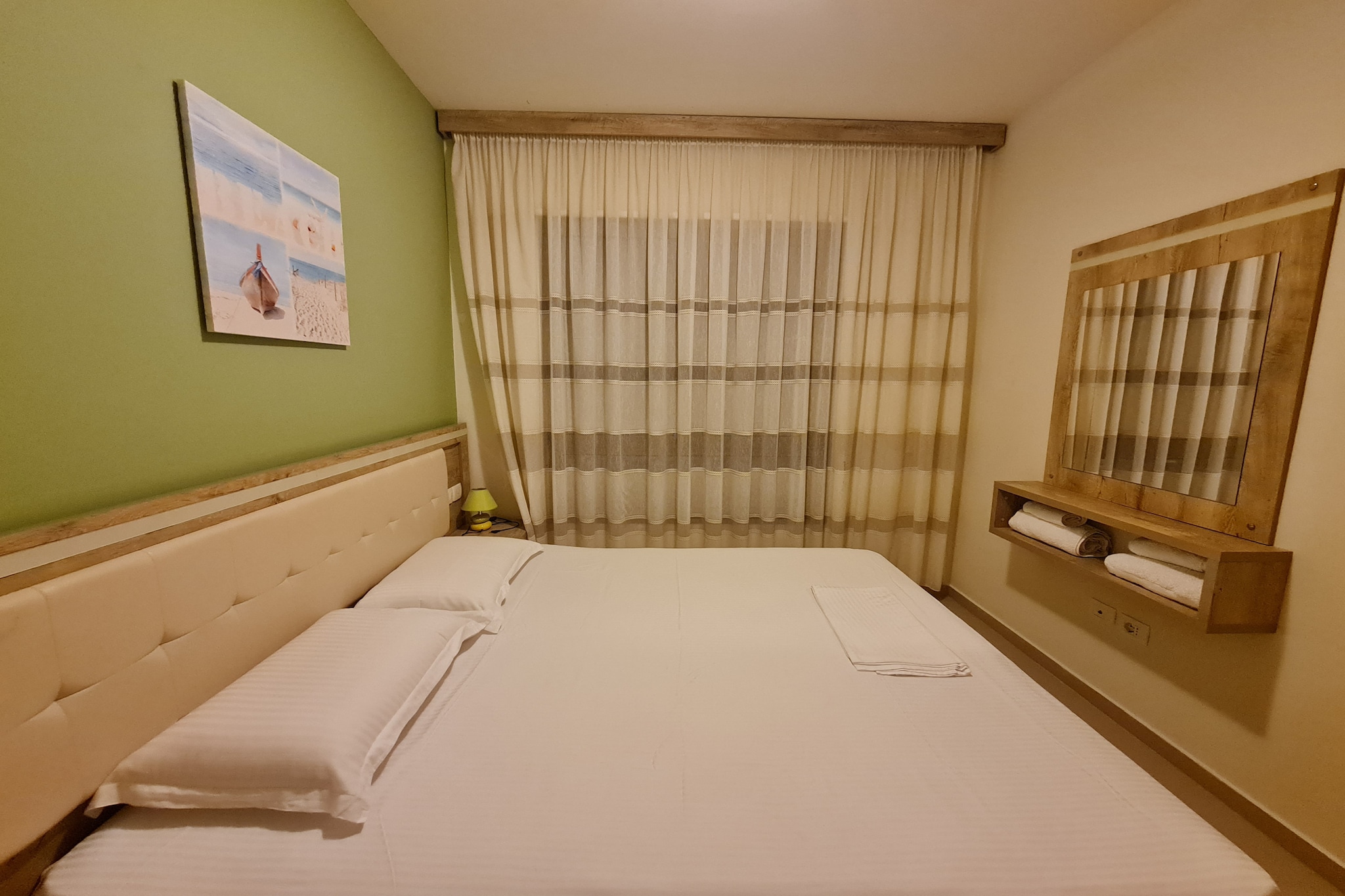 307A, Diamond Two Bedroom Apartment-Slaapkamer