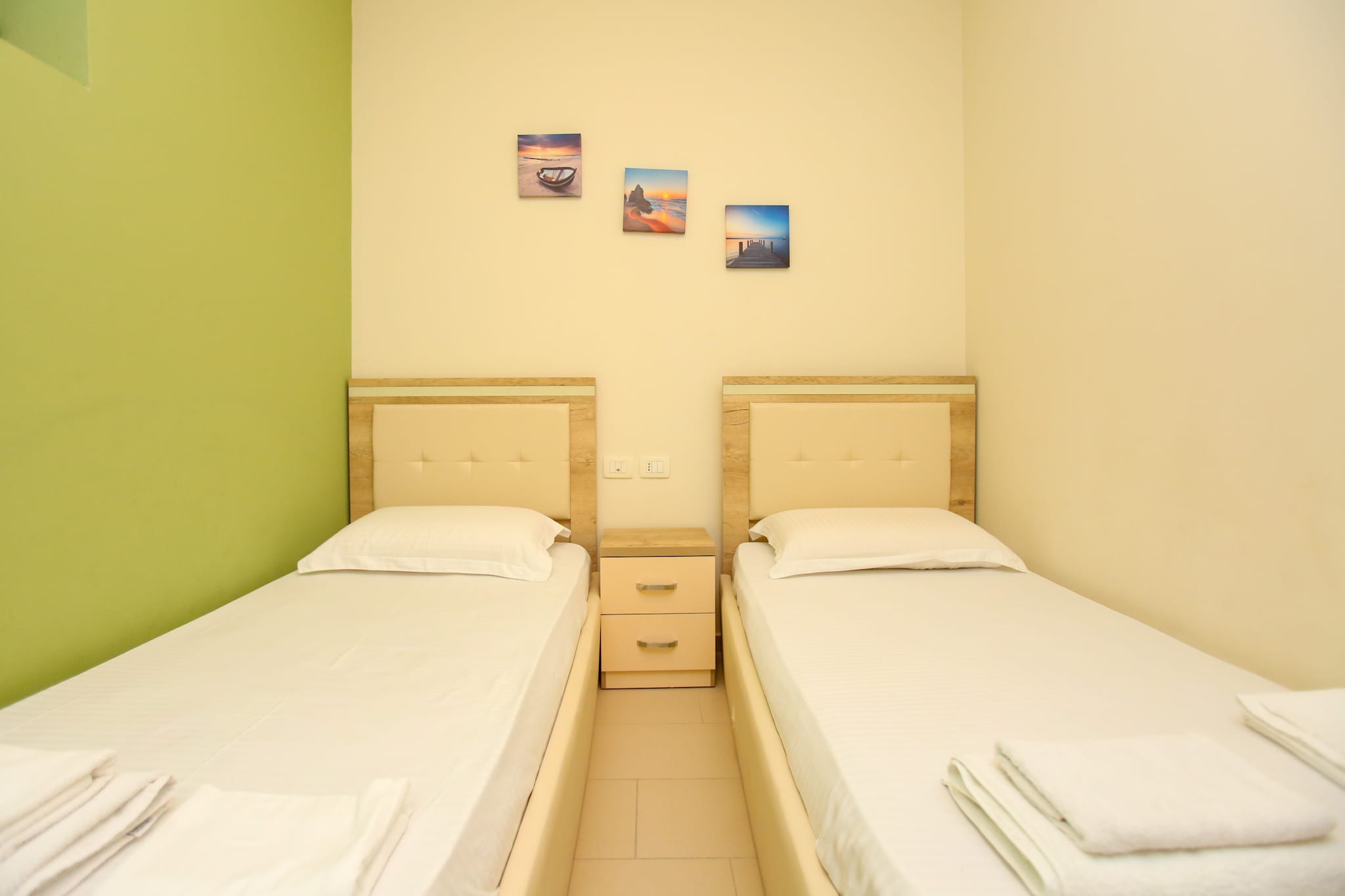 307A, Diamond Two Bedroom Apartment-Image-tags.childrenroom