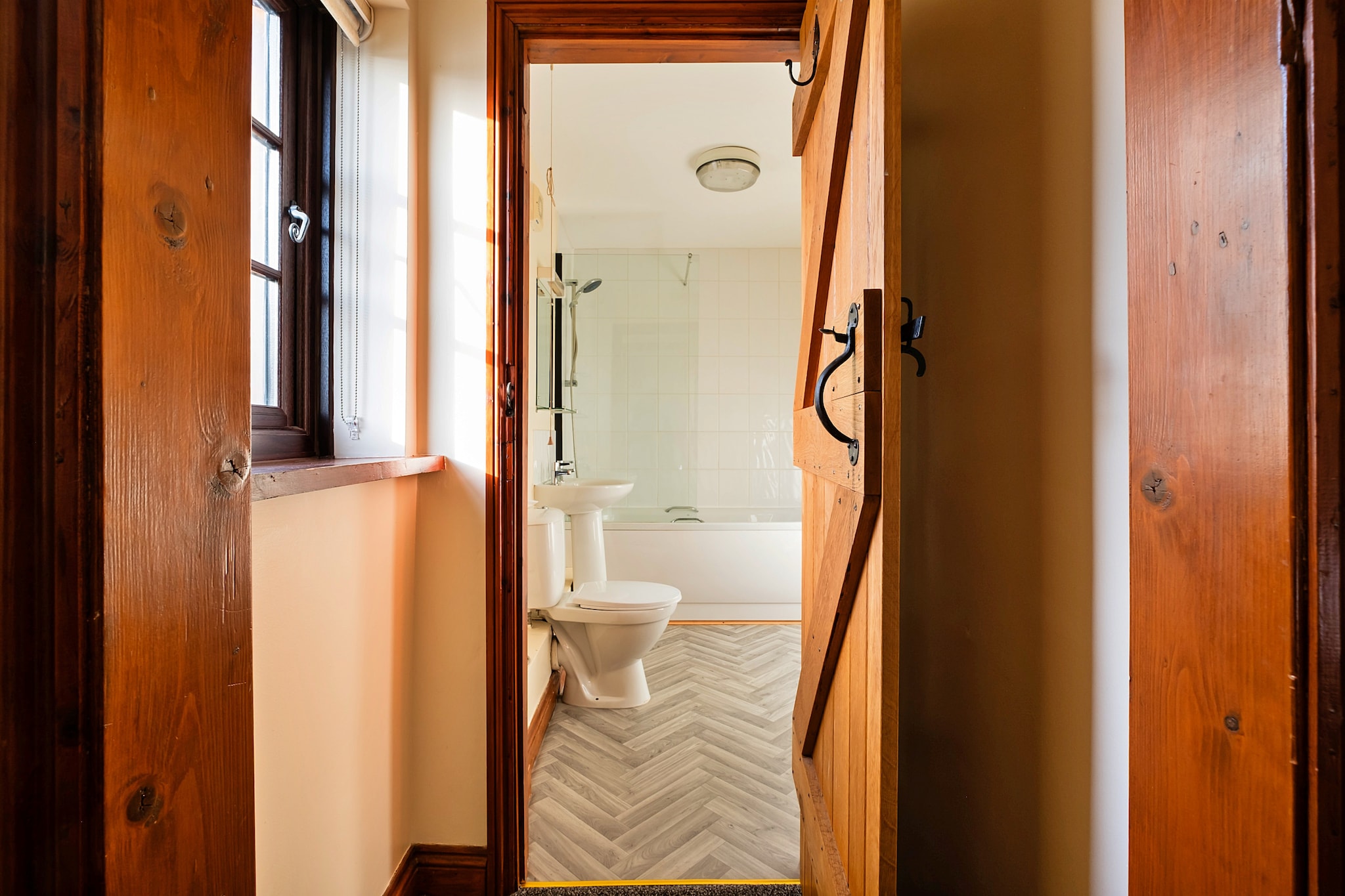Walton Maisonette-Badkamer