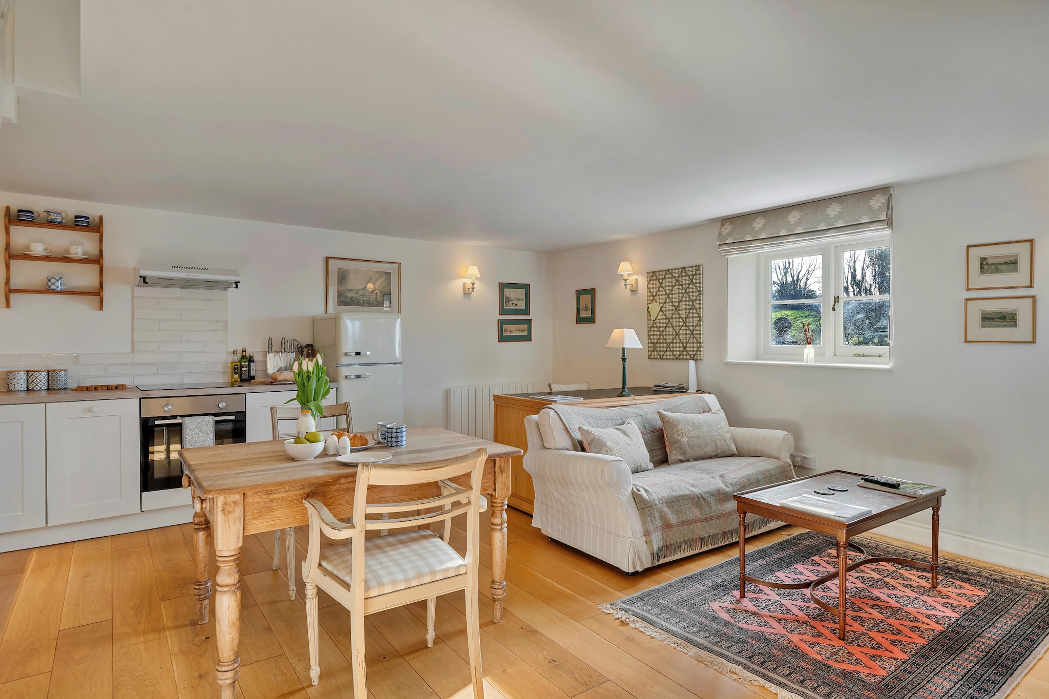 Stable Cottage at Yealmpton-Eetkamer
