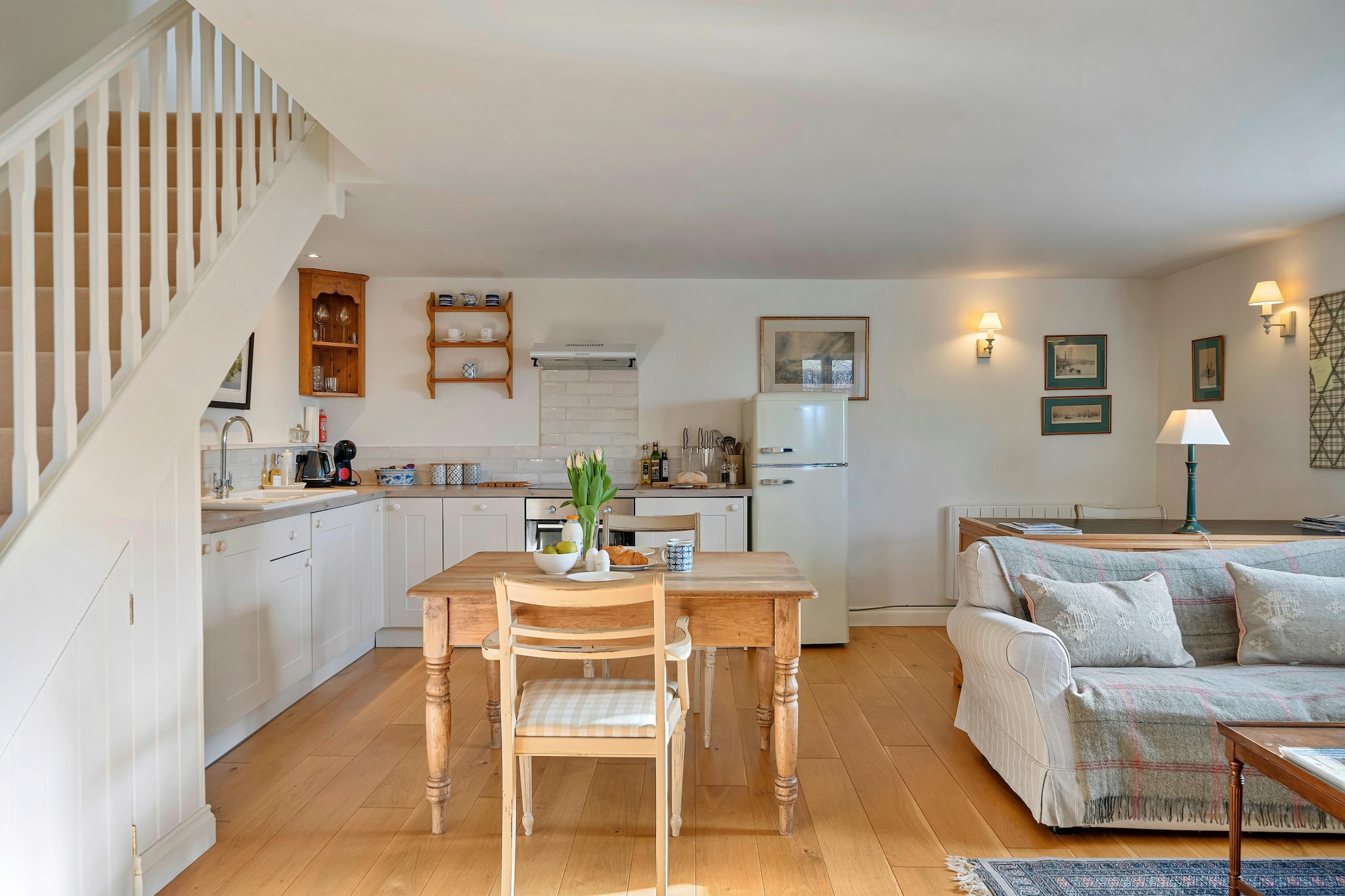 Stable Cottage at Yealmpton-Eetkamer