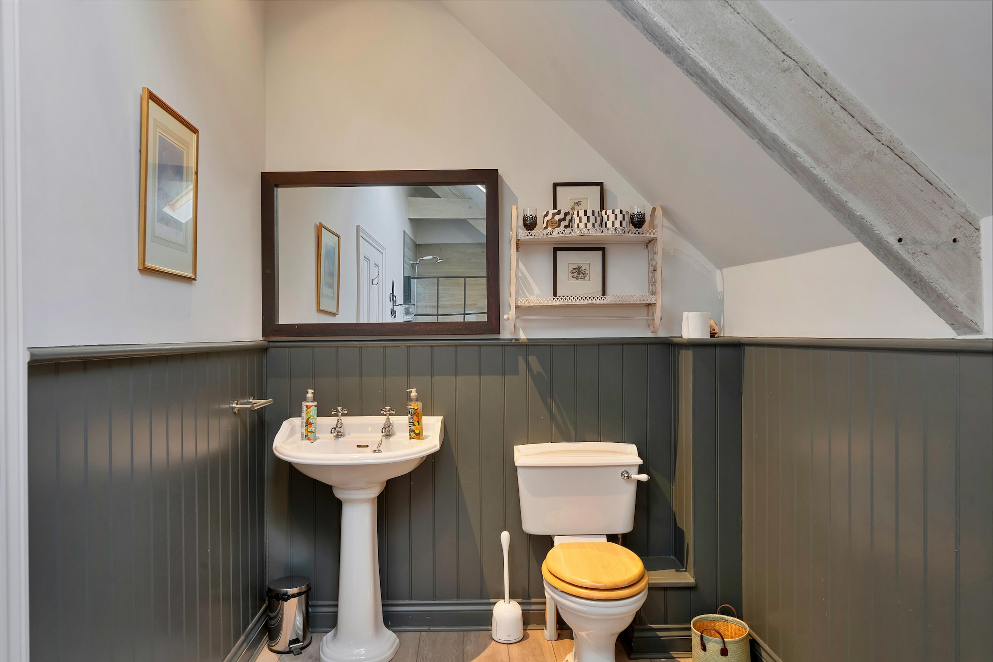 Stable Cottage at Yealmpton-Badkamer