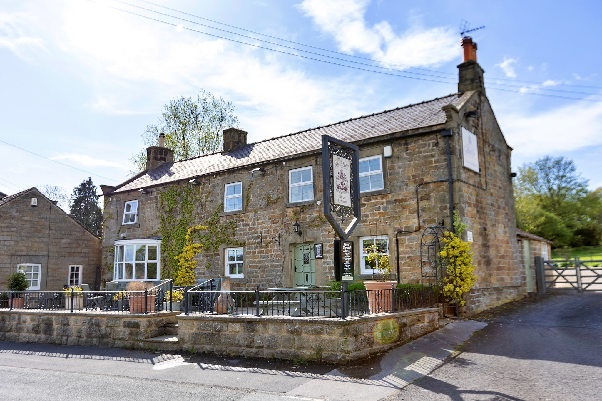 The Old Estate Office Nr Grantley Hall-Buitenlucht
