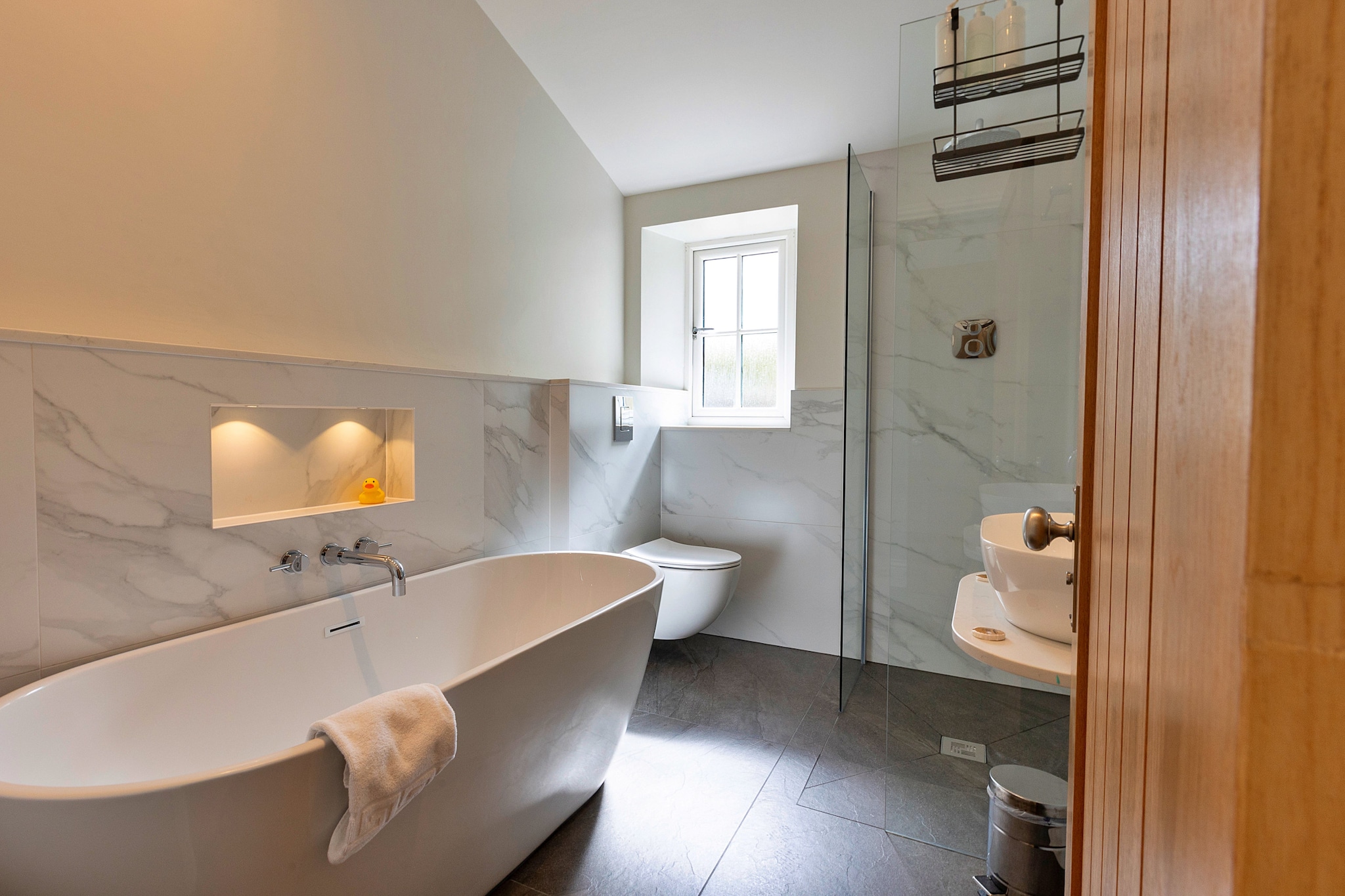 Cherry Cottage Nr Grantley Hall-Badkamer
