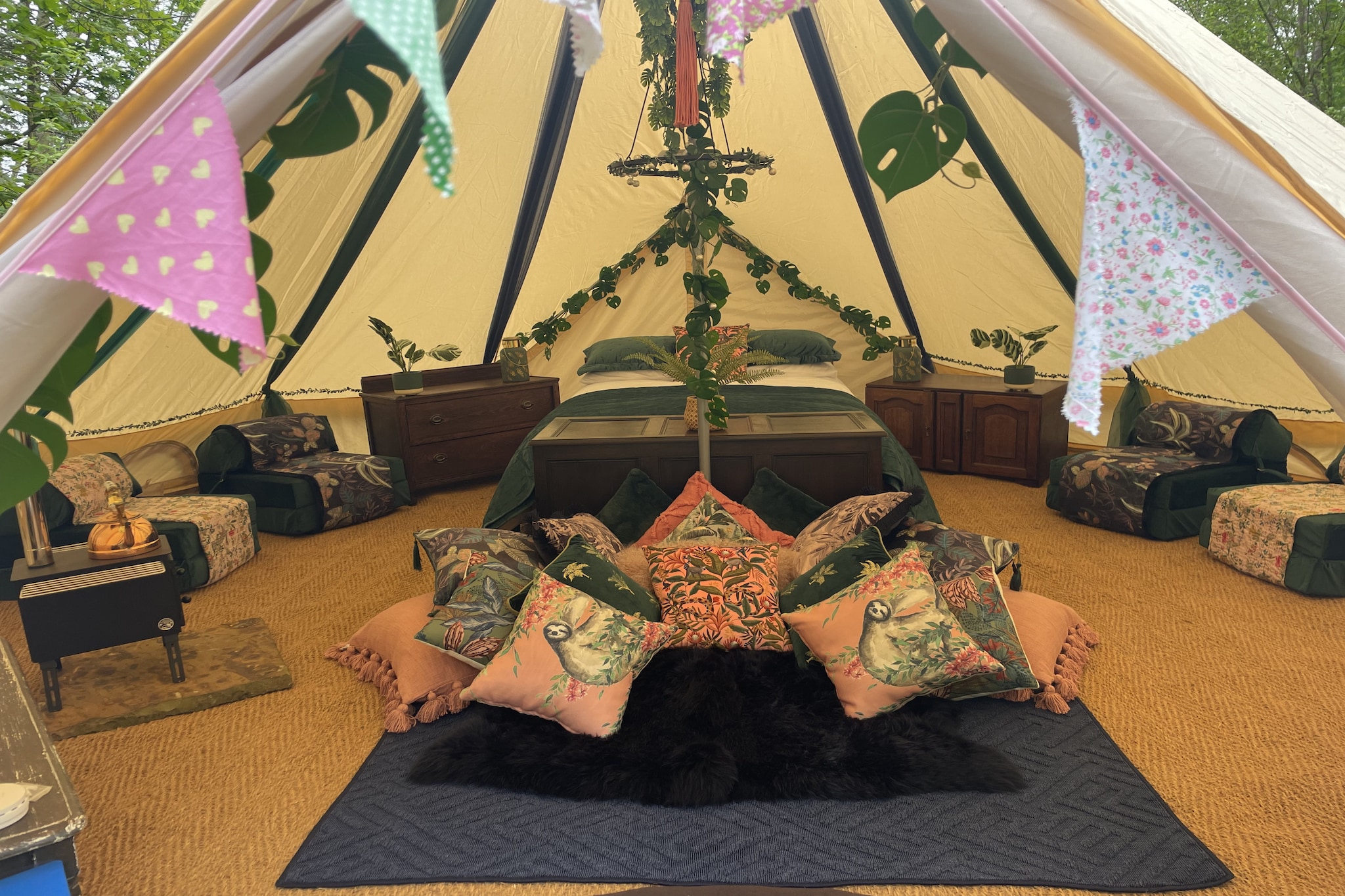 Jungle Bell Tent