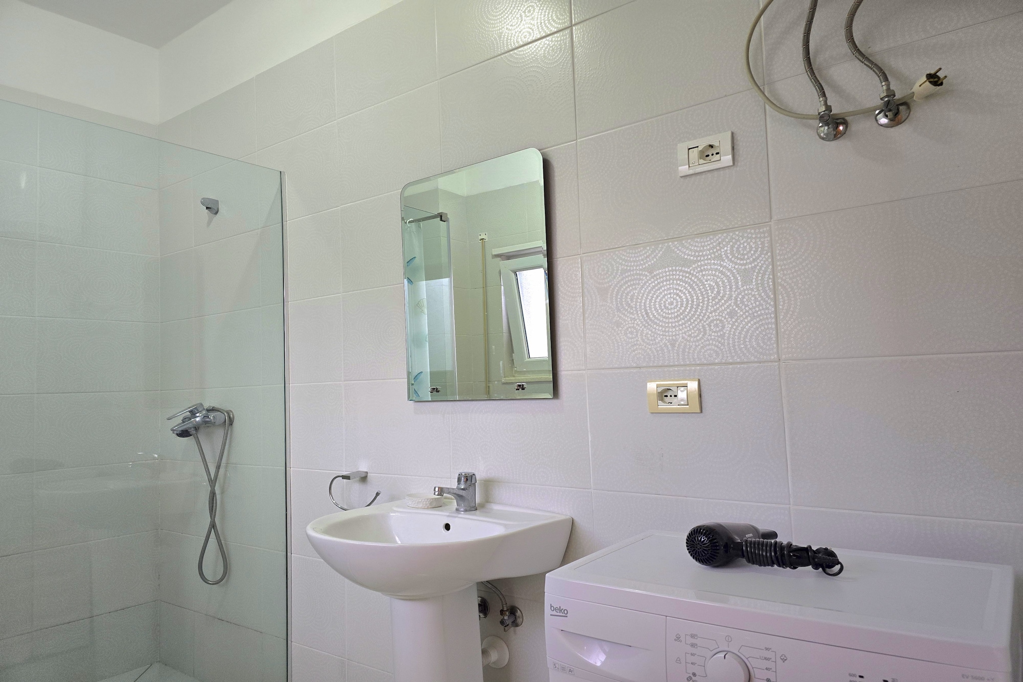 ALD242 - Siruan L.2 2+1-Badkamer