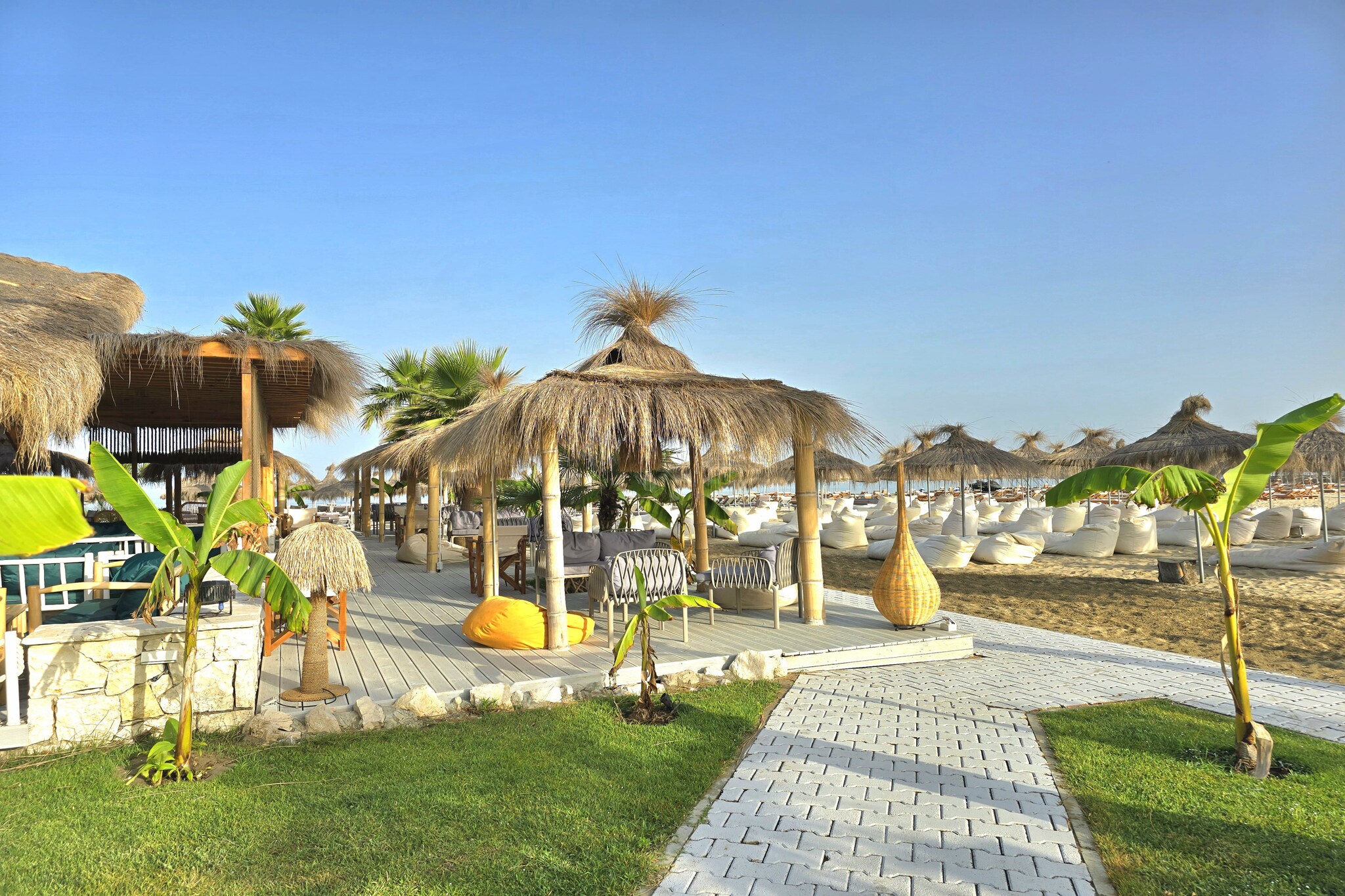 ALD242 - Siruan L.2 2+1-Image-tags.resort