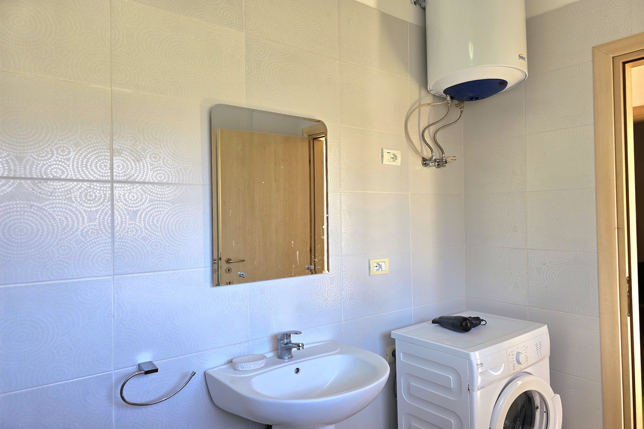 ALD242 - Siruan L.2 2+1-Badkamer